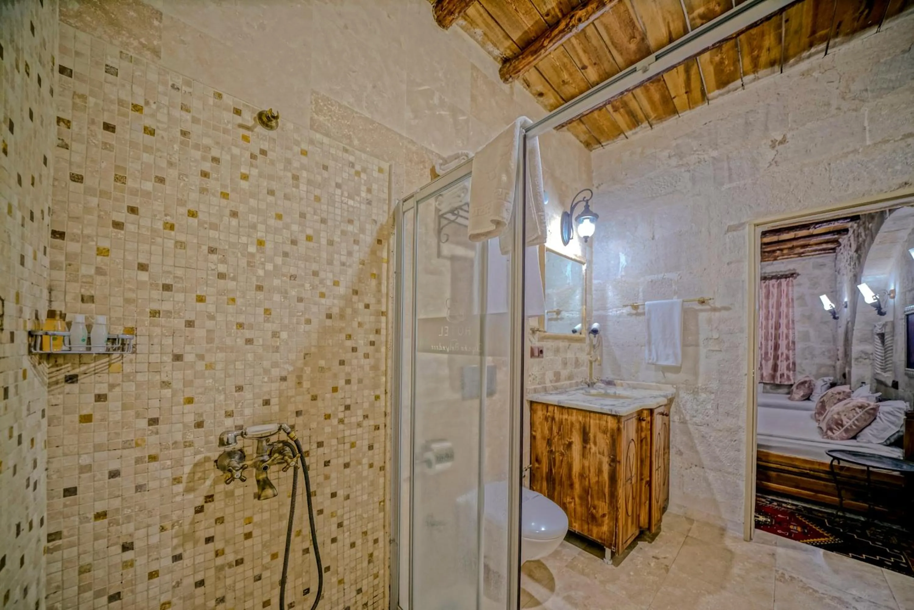 Bathroom in Elysee Cave House
