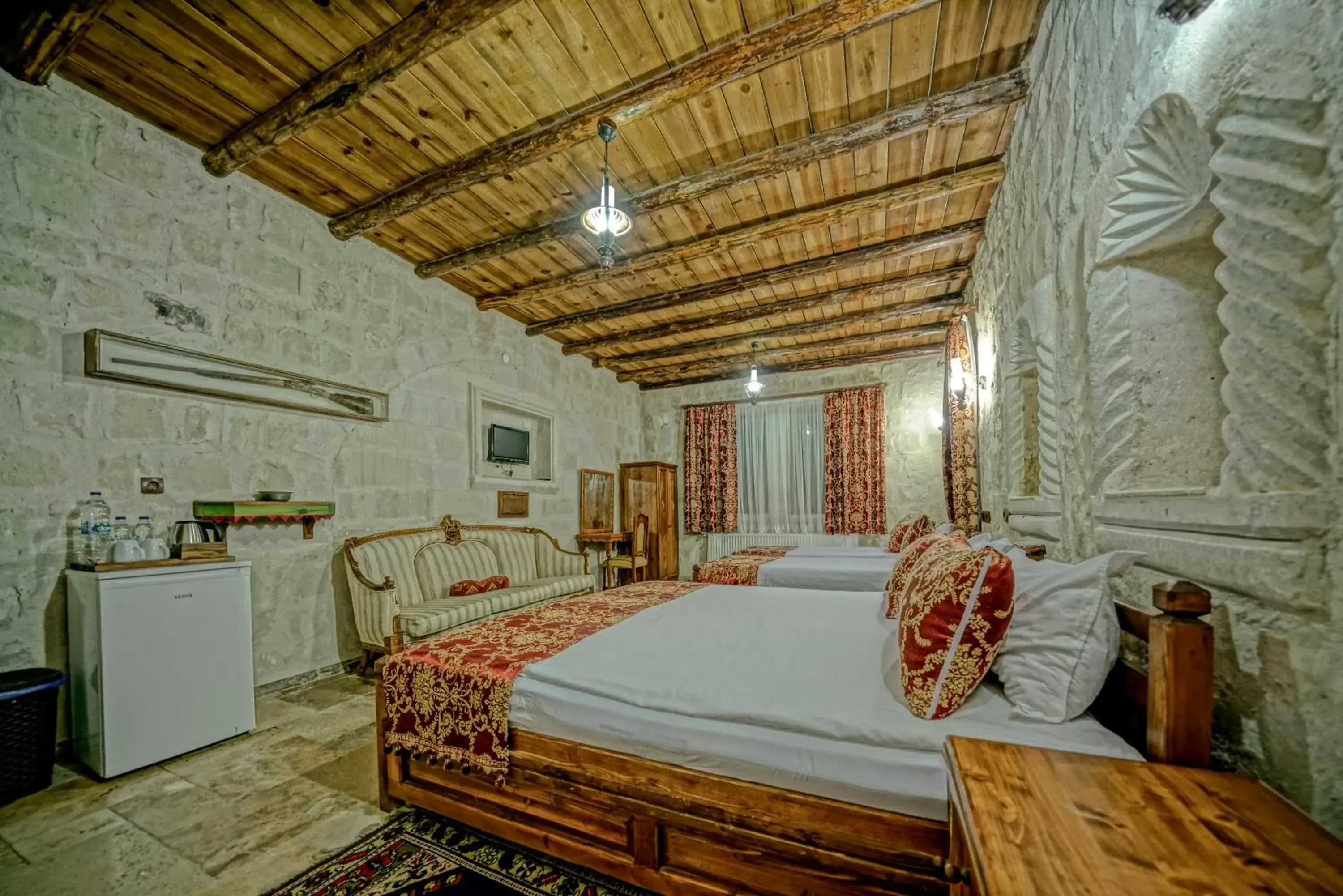Boutique Quadruple Room in Elysee Cave House Boutique Quadruple Room in Elysee Cave House
