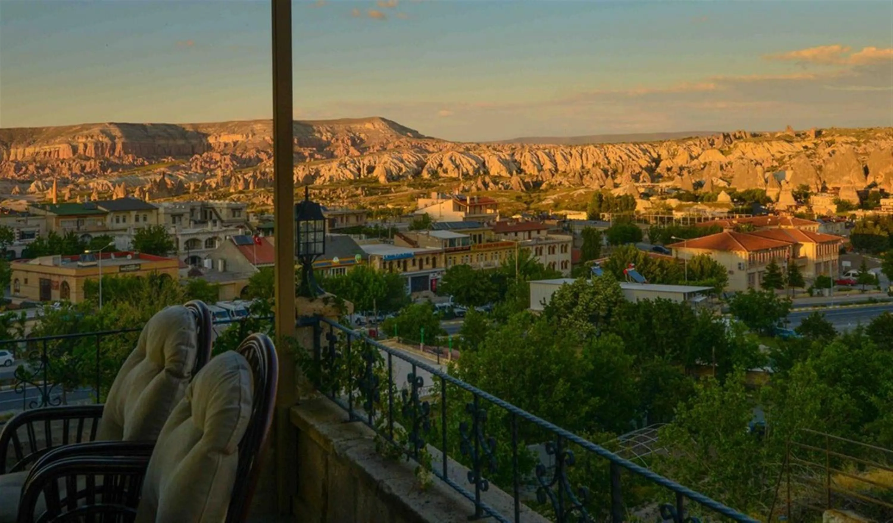 City view in Elysee Cave House