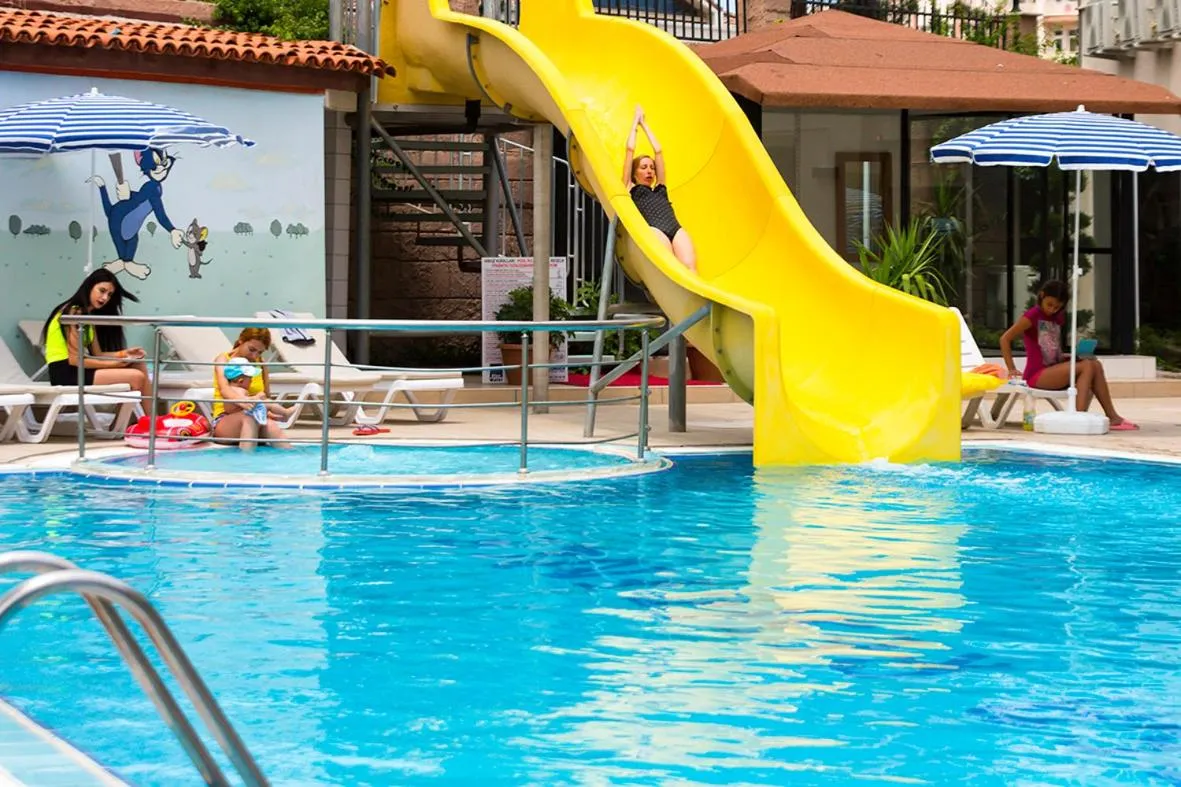Swimming pool in Rich Melissa Hotel