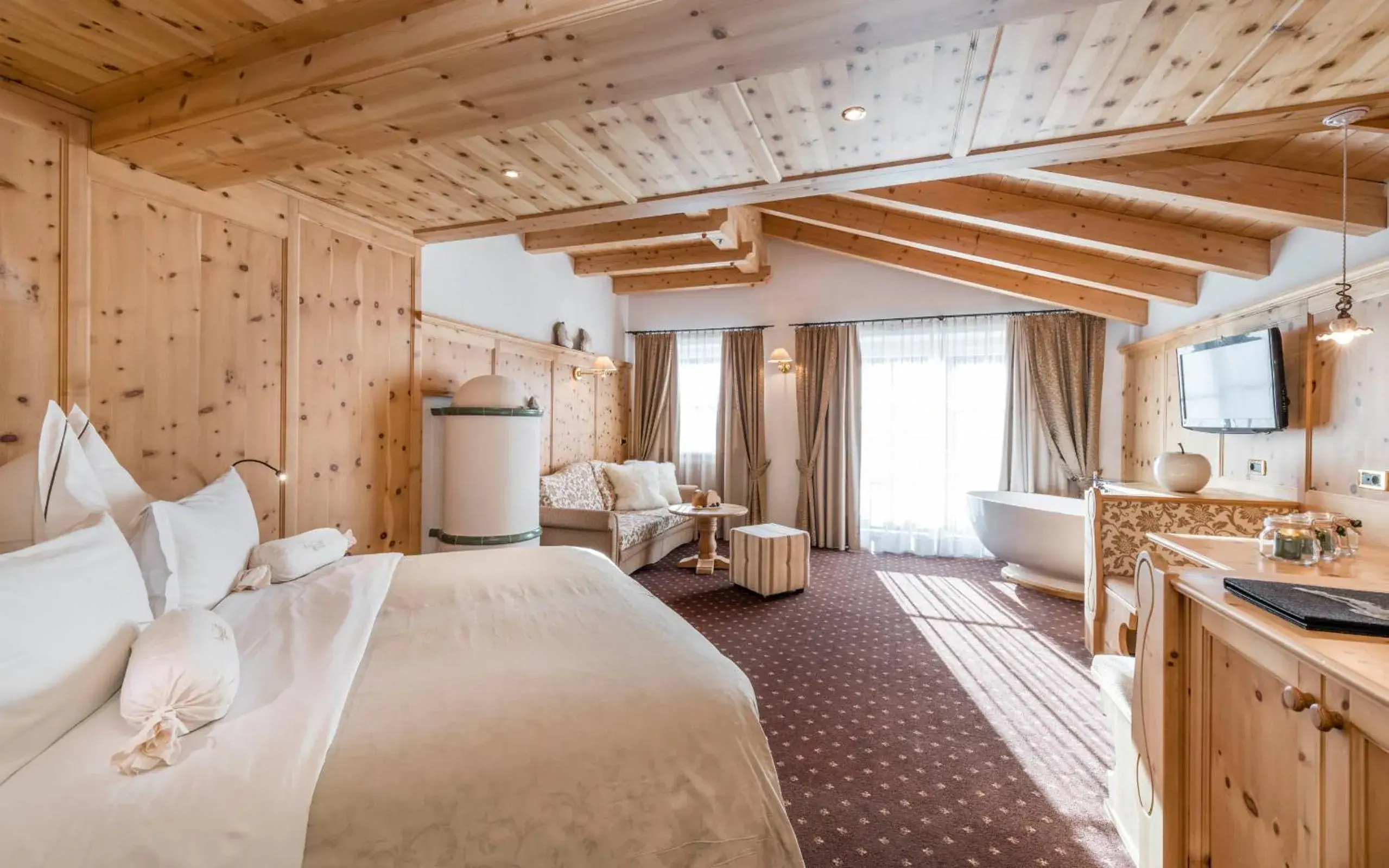Superior Double Room in Alpin Garden Luxury Maison & SPA - Adults Only Superior Double Room in Alpin Garden Luxury Maison & SPA - Adults Only