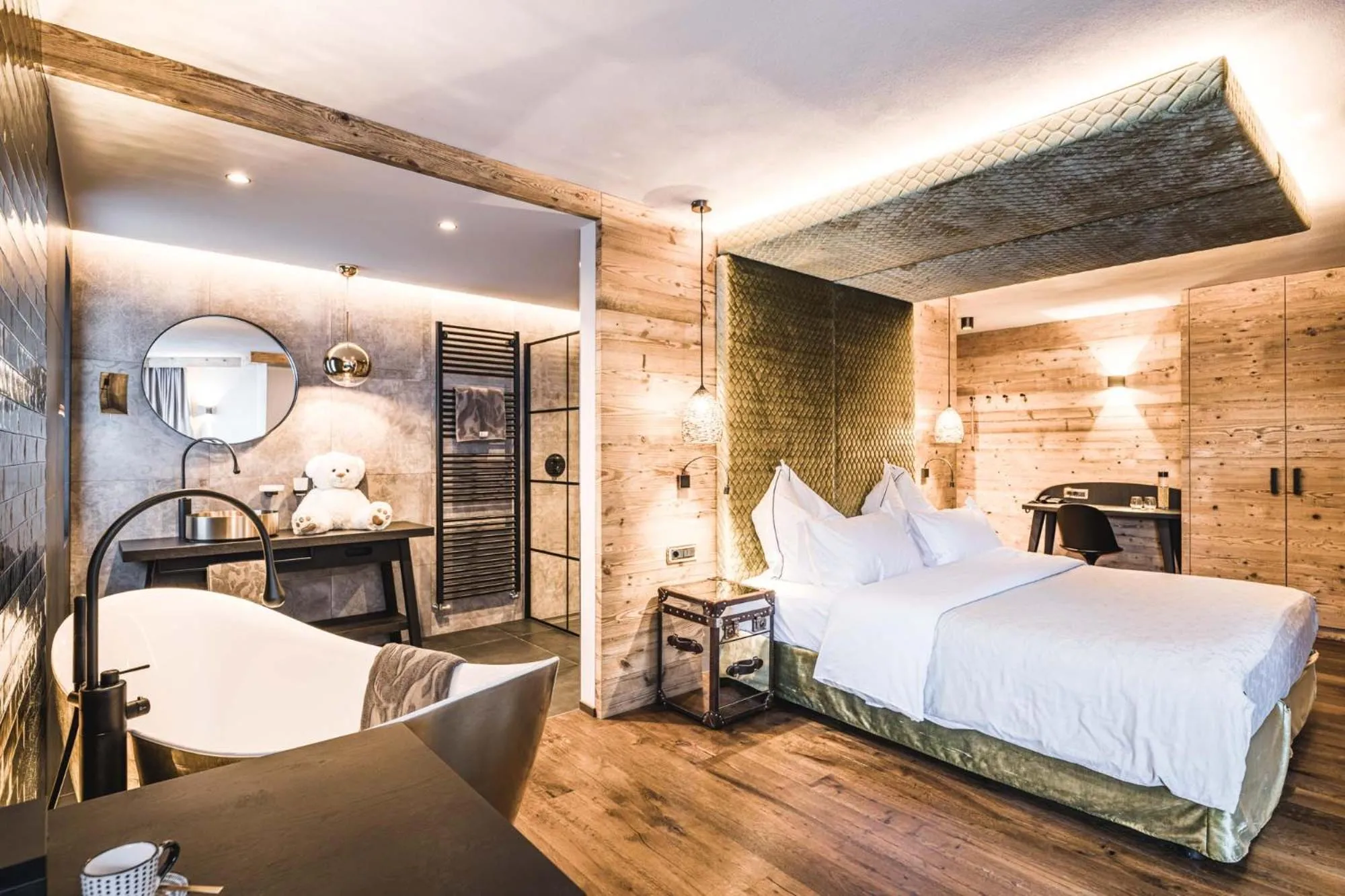 Bed in Alpin Garden Luxury Maison & SPA - Adults Only