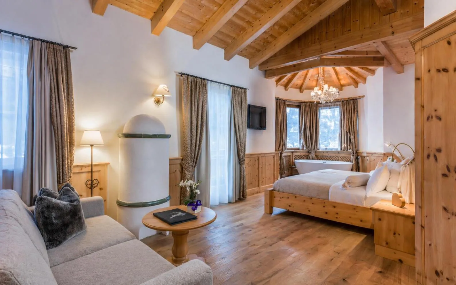 Bed in Alpin Garden Luxury Maison & SPA - Adults Retreat