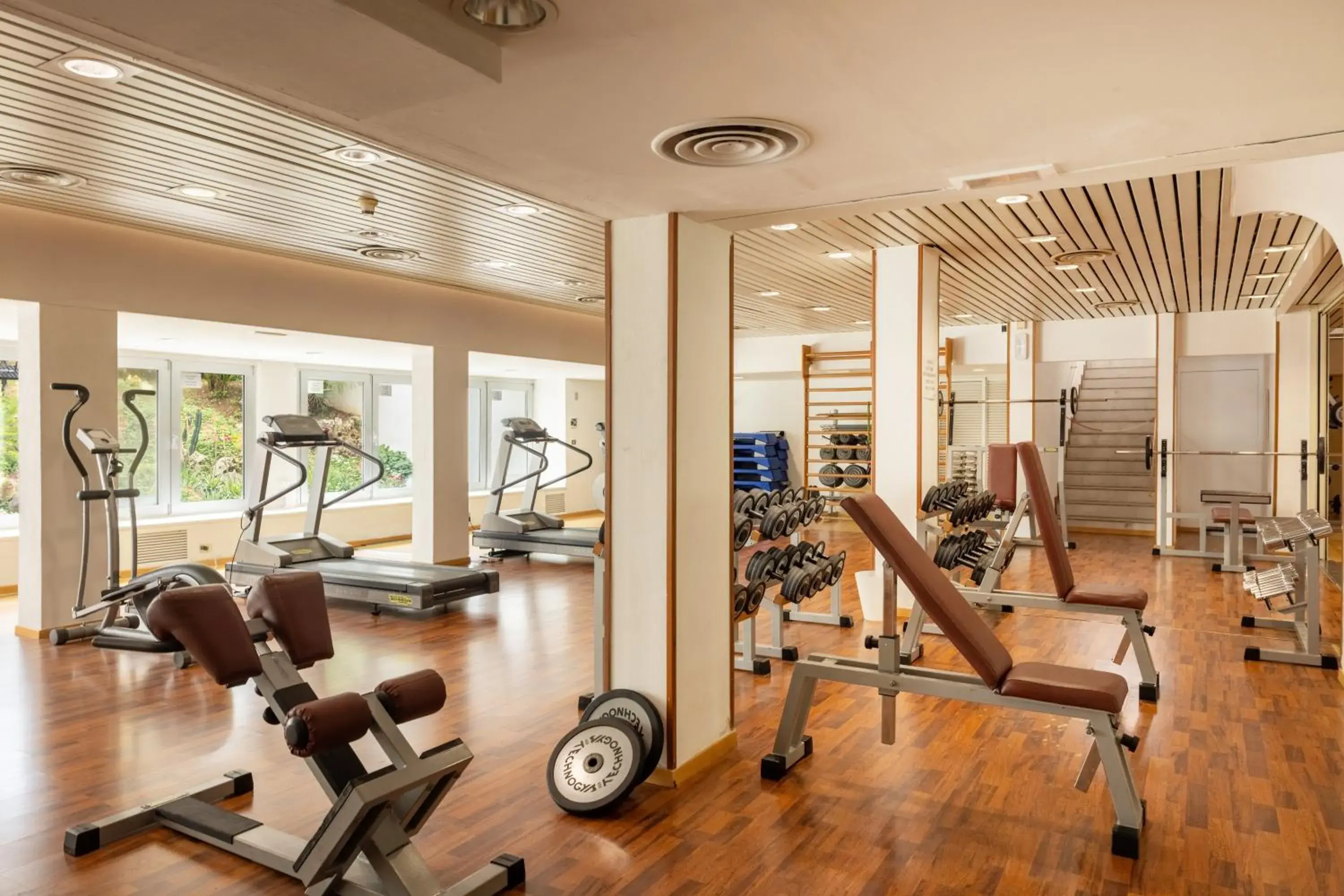 Fitness centre/facilities in Hotel Majesty Bari Fitness centre/facilities in Hotel Majesty Bari