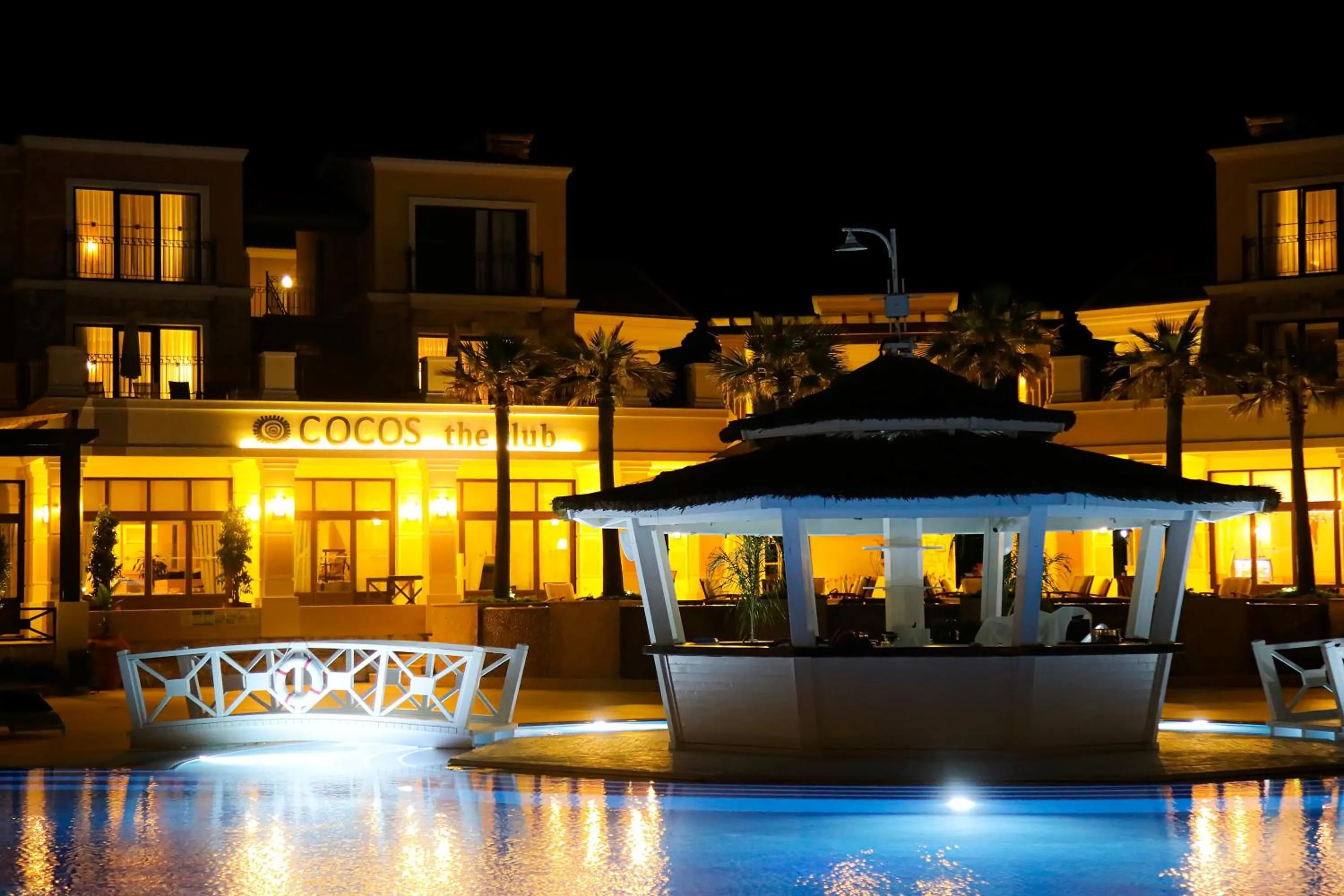 Swimming pool in Cocos The Club Solto
