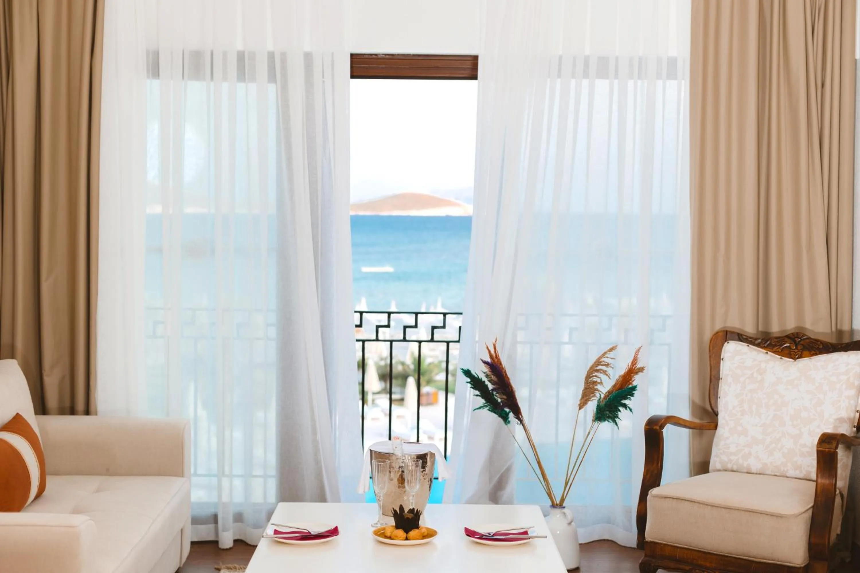 View (from property/room) in Cocos The Club Solto