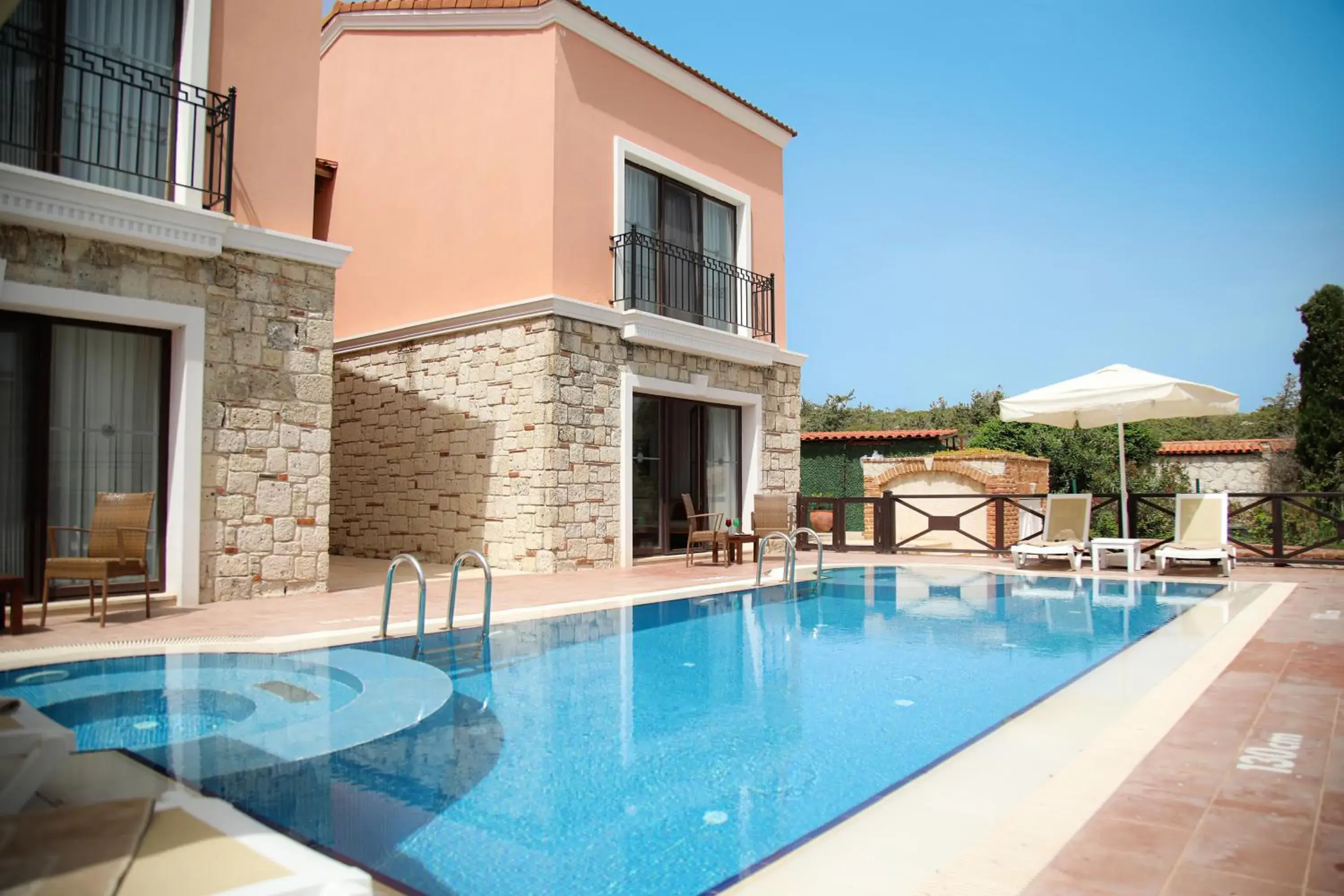 Swimming pool in Cocos The Club Solto Swimming pool in Cocos The Club Solto