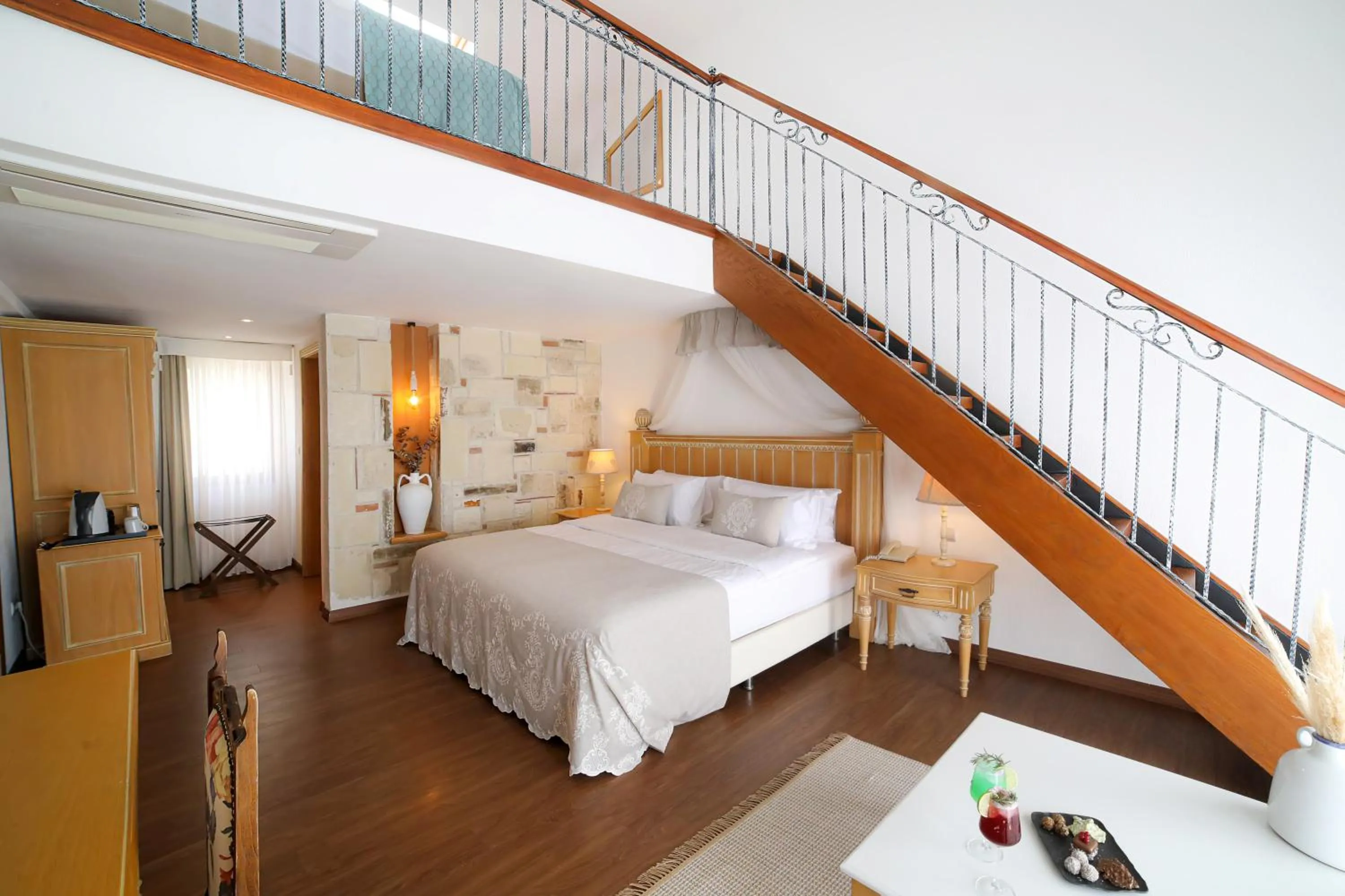 Bedroom, Bed in Cocos The Club Solto