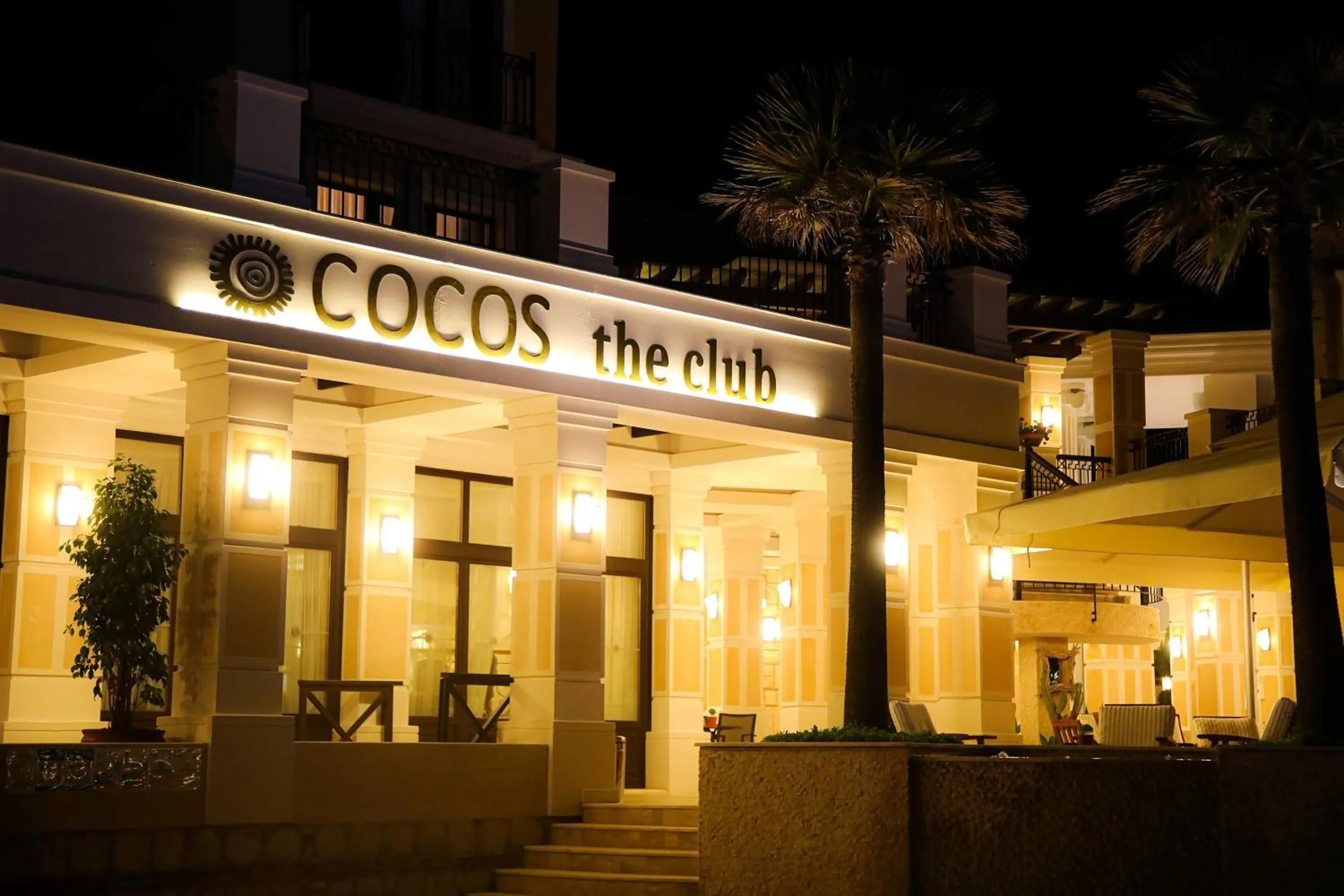 Property building in Cocos The Club Solto