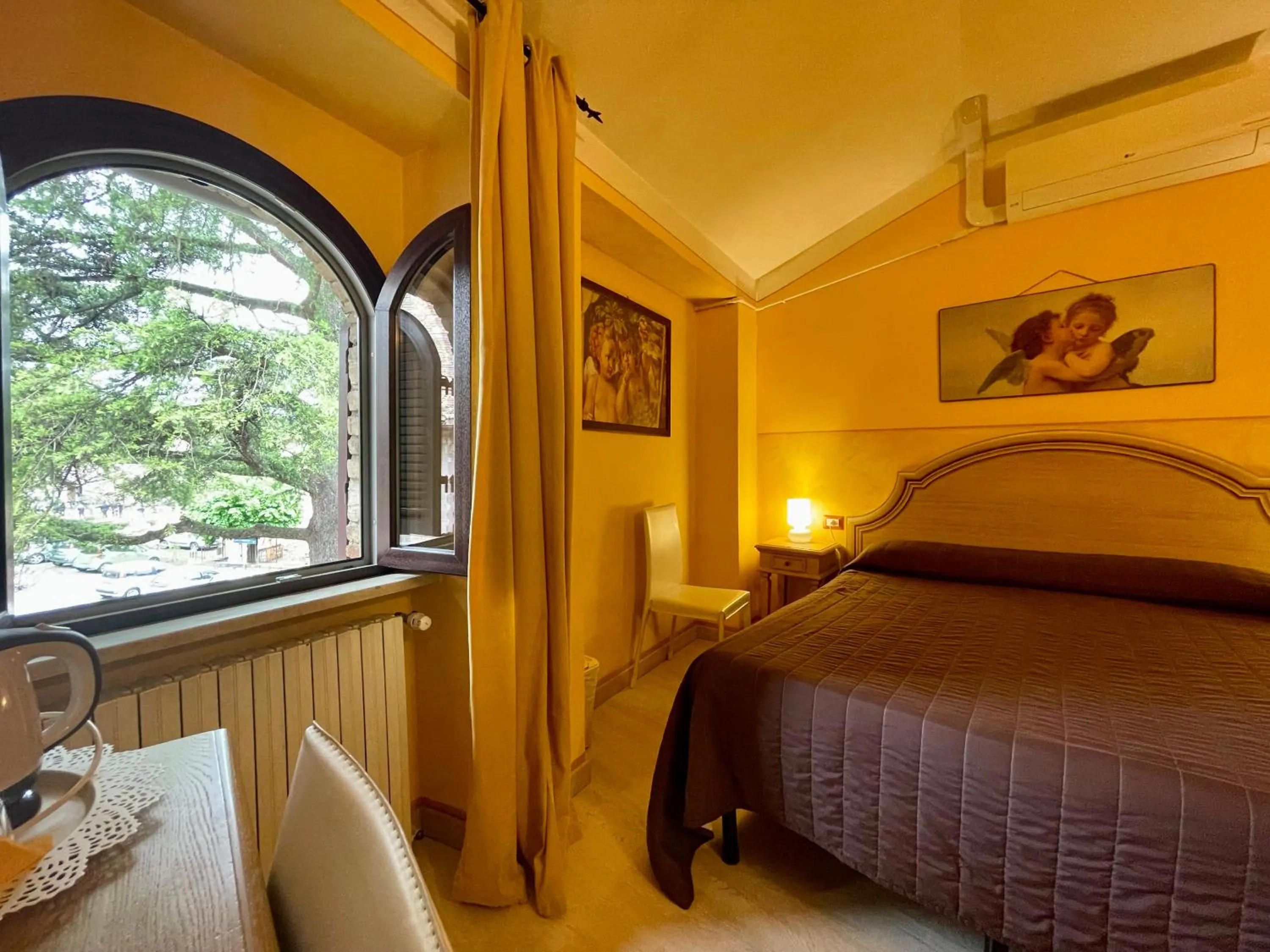 Bedroom, Bed in Hotel Berti