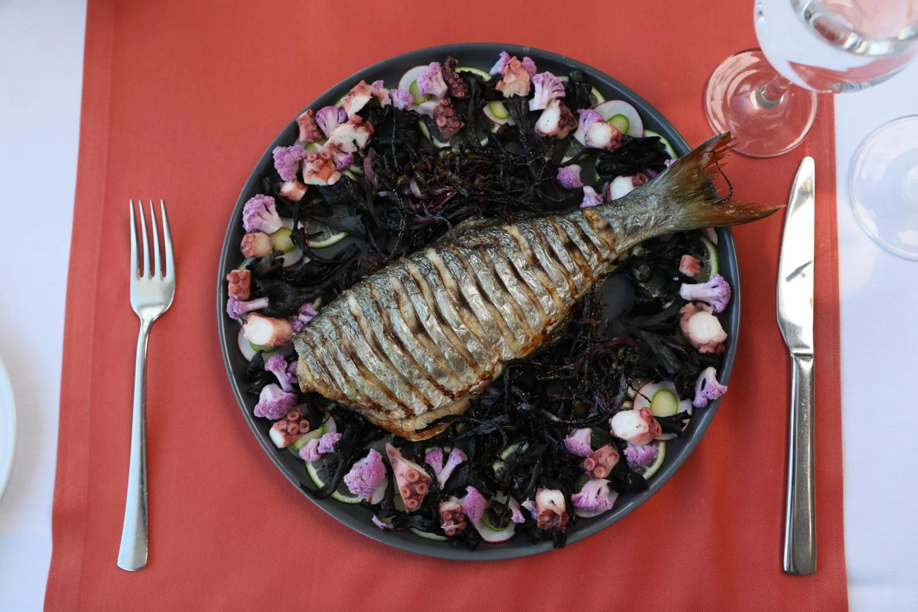 Restaurant/places to eat in Baia Bursa Hotel