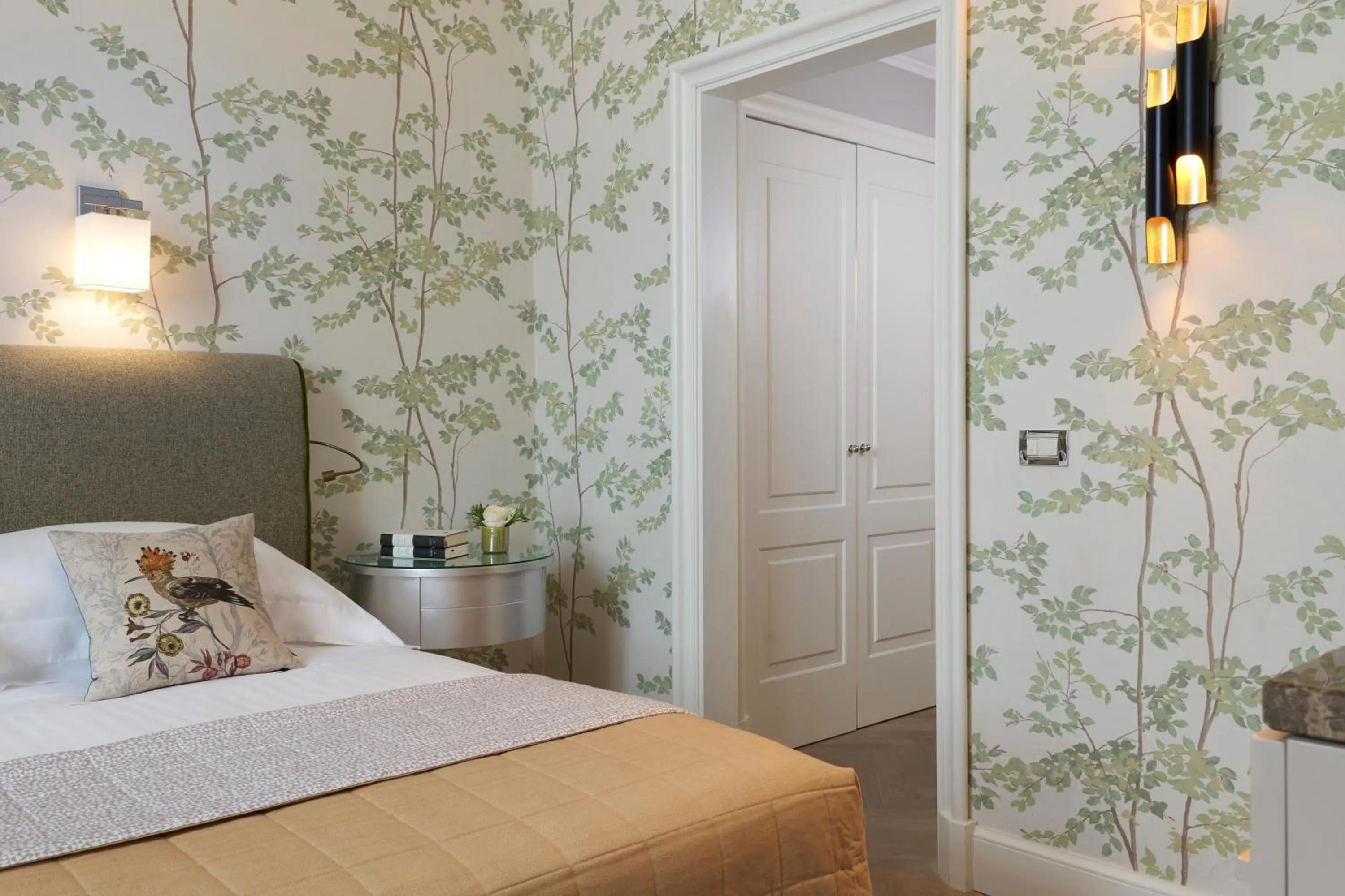 Bed in Rocco Forte Hotel Savoy