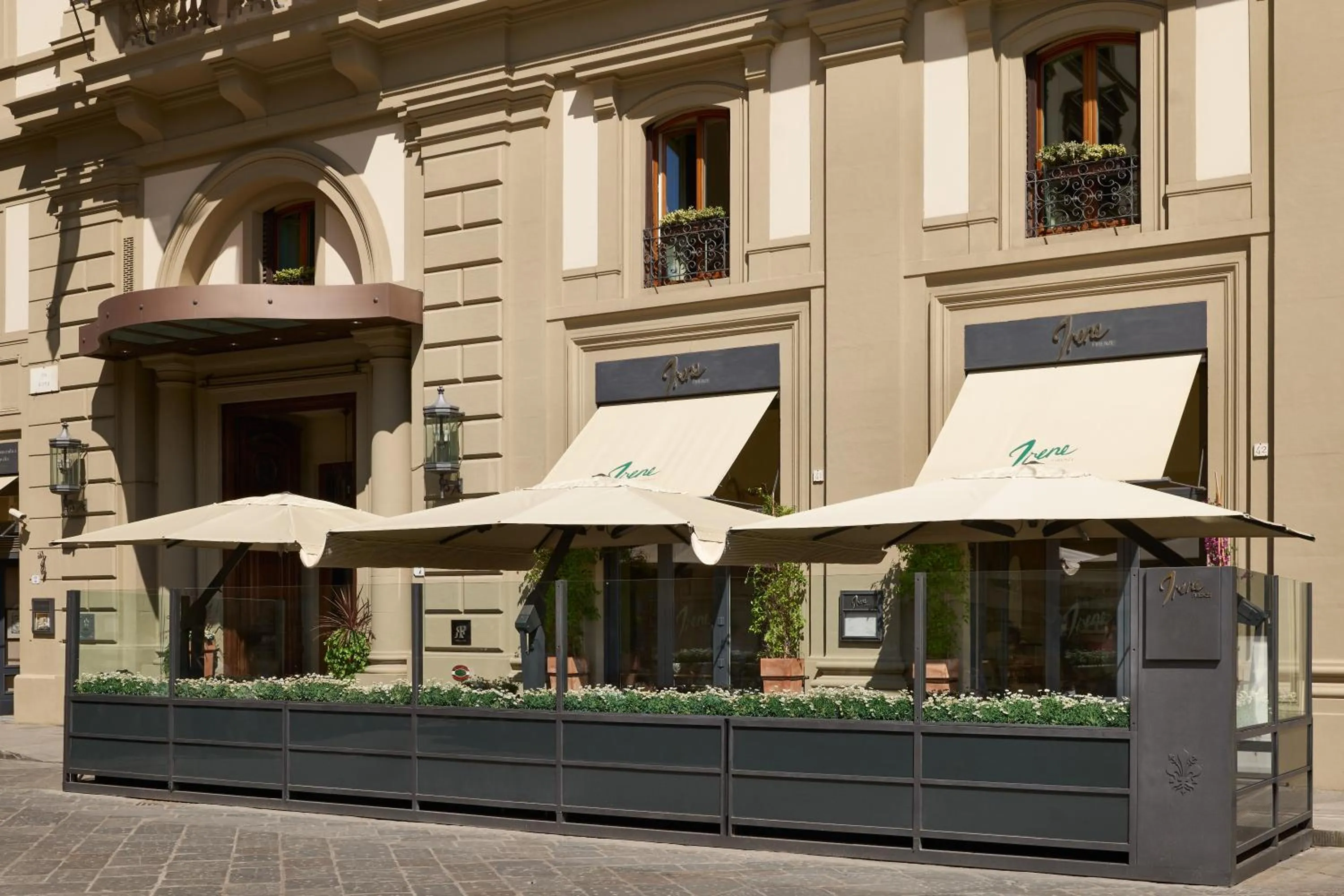 Patio in Rocco Forte Hotel Savoy