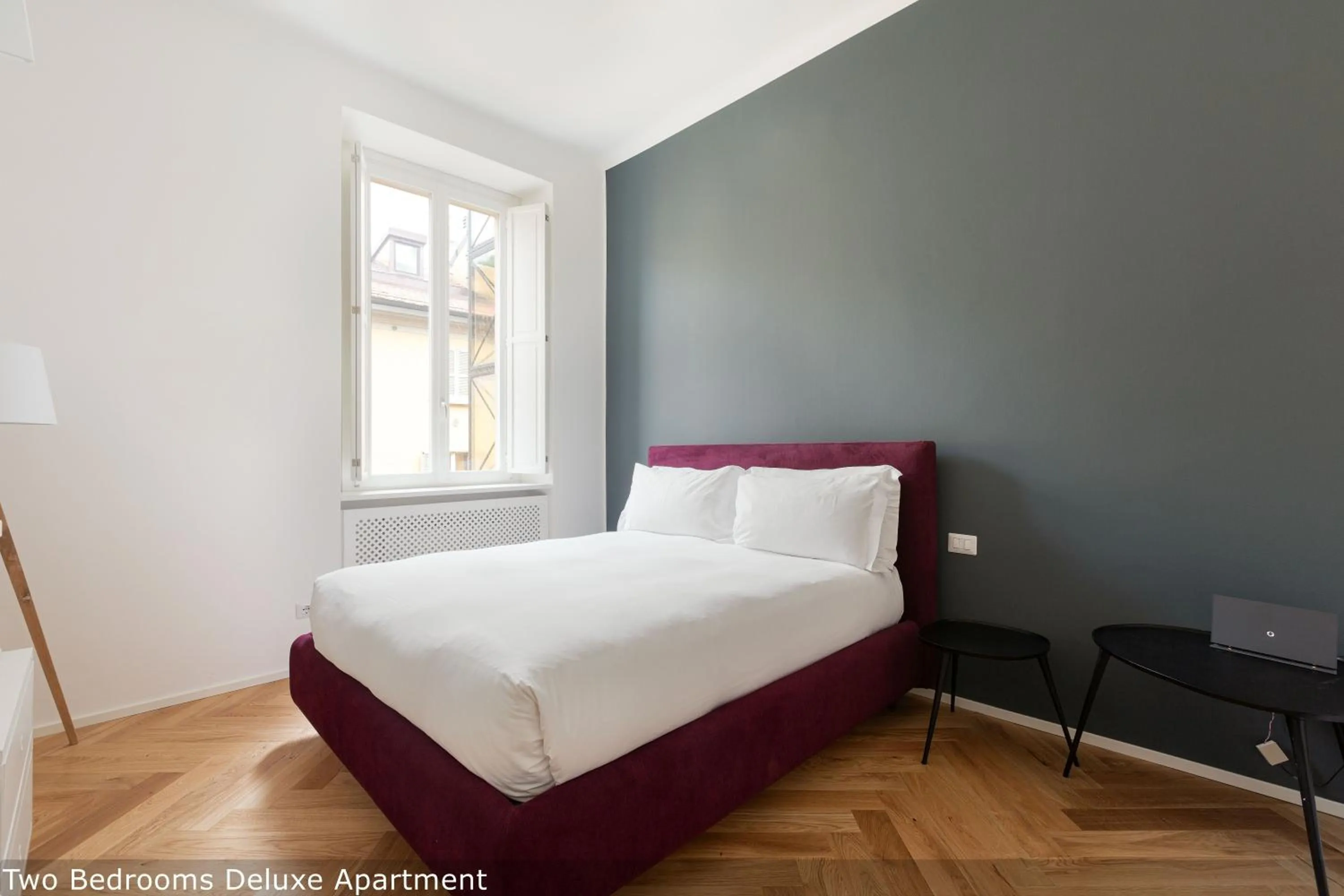 Bed in Brera Apartments in San Fermo