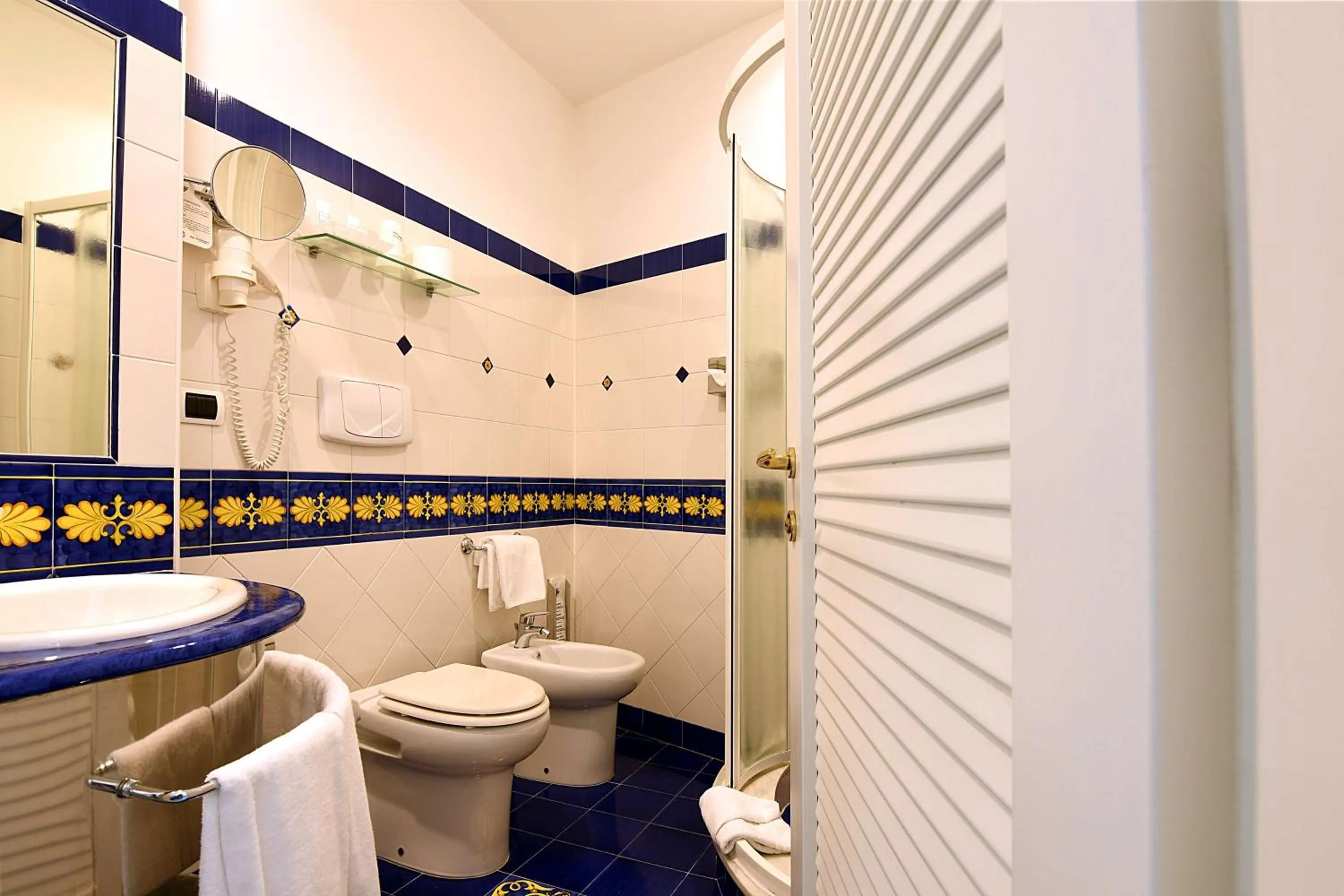 Bathroom in Best Western Hotel Acqua Novella