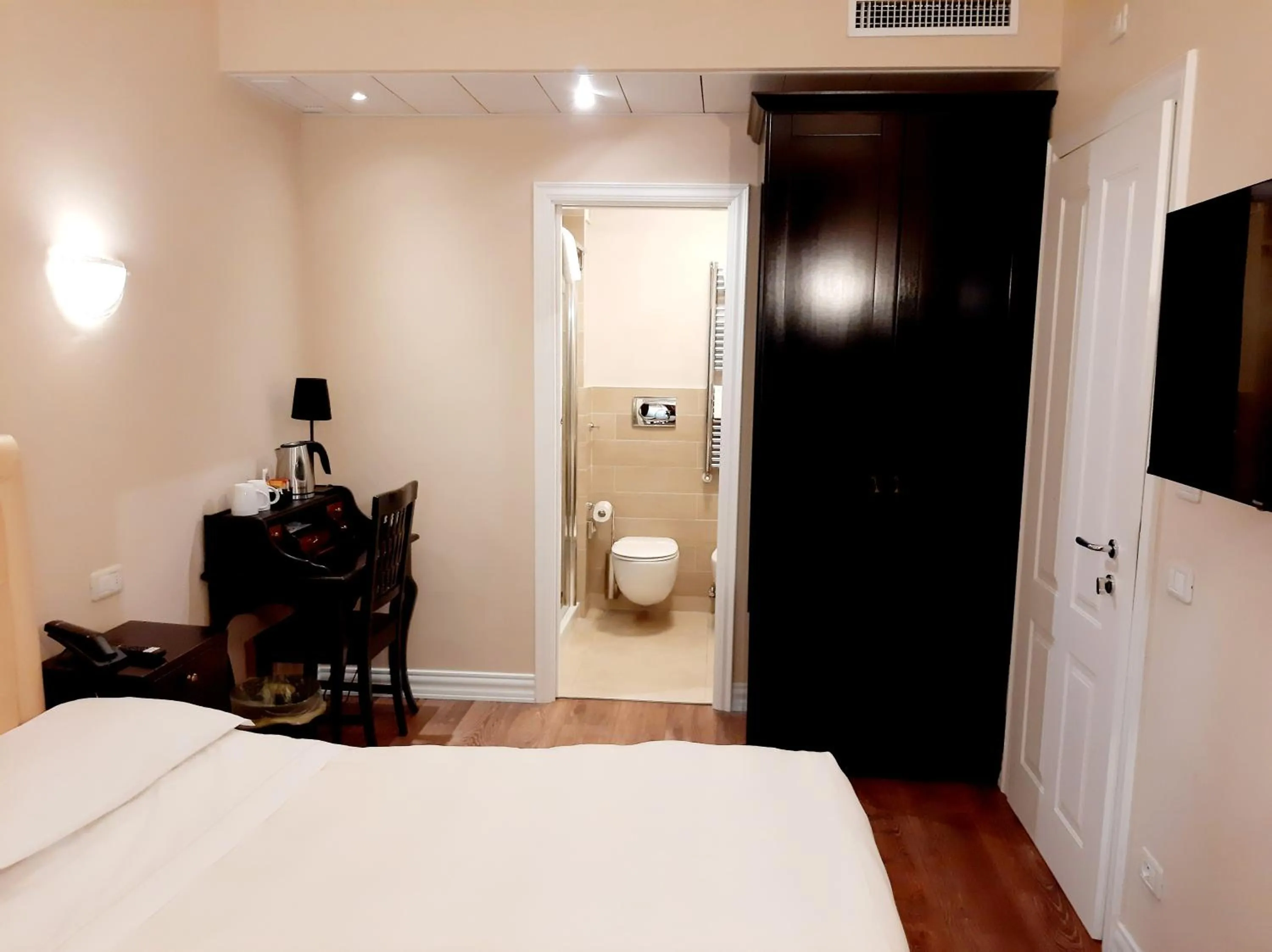 Photo of the whole room, Bed in Hotel Patavium