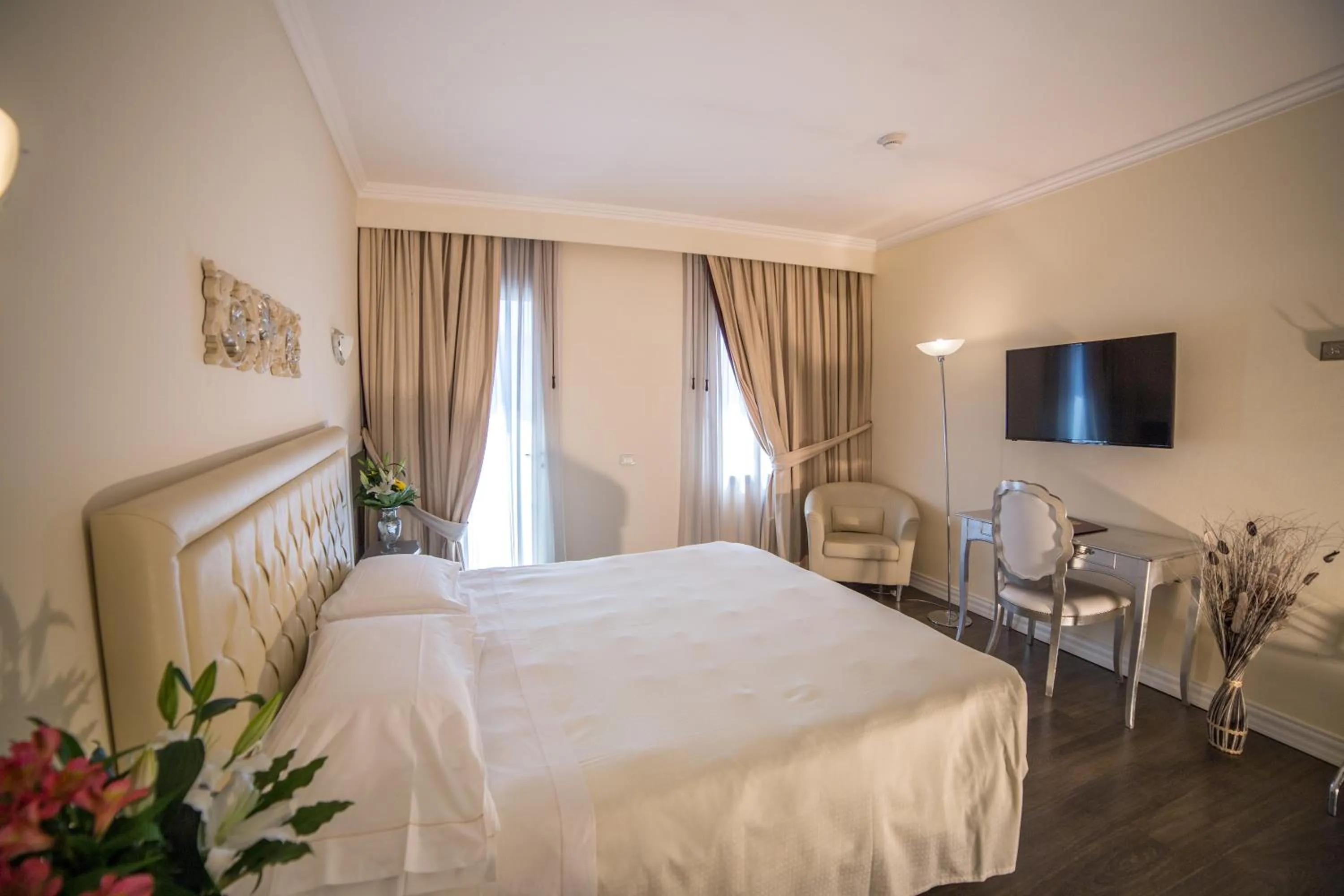 Photo of the whole room, Bed in Hotel Patavium