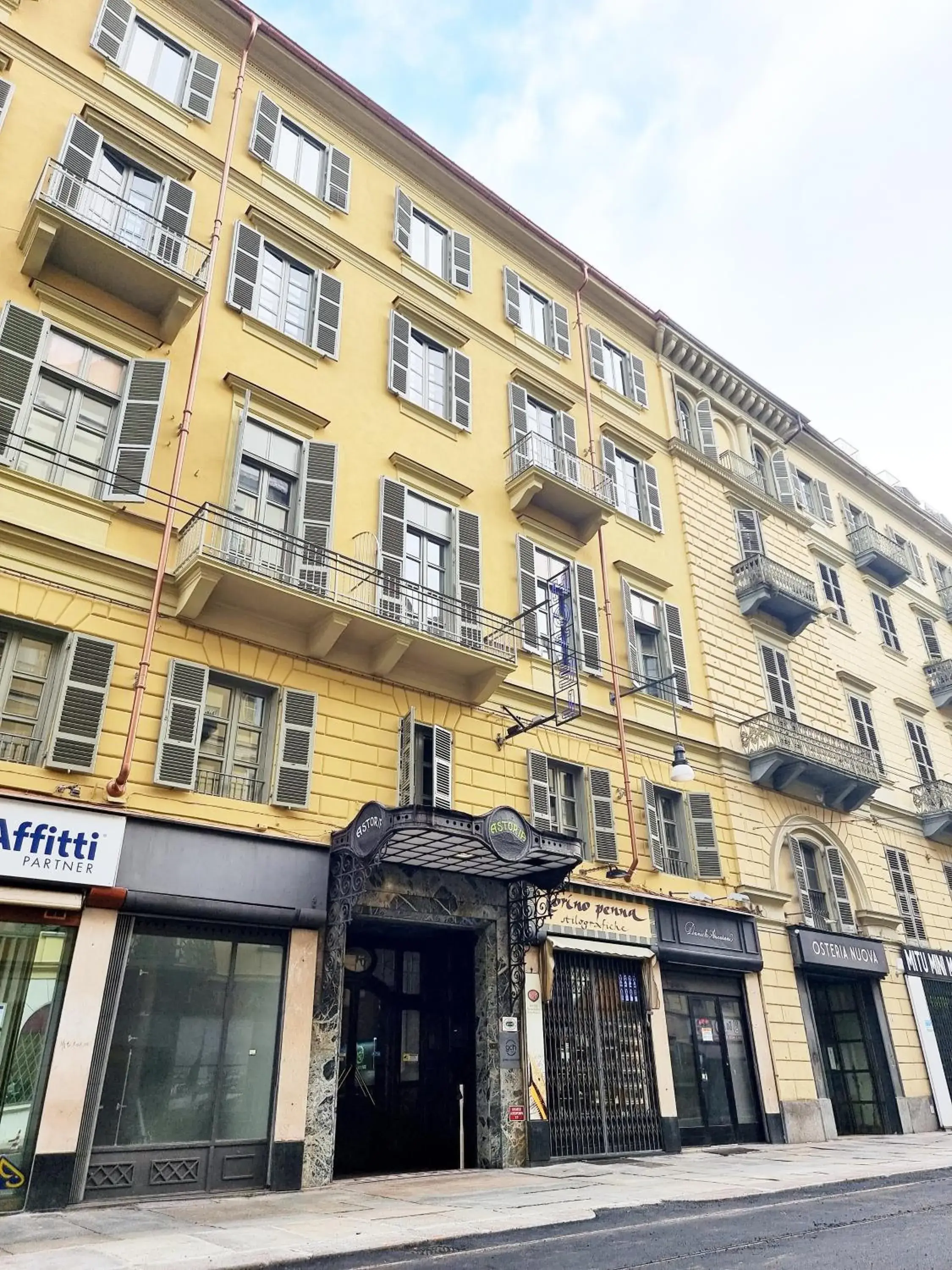 Property building in Hotel Astoria Property building in Hotel Astoria