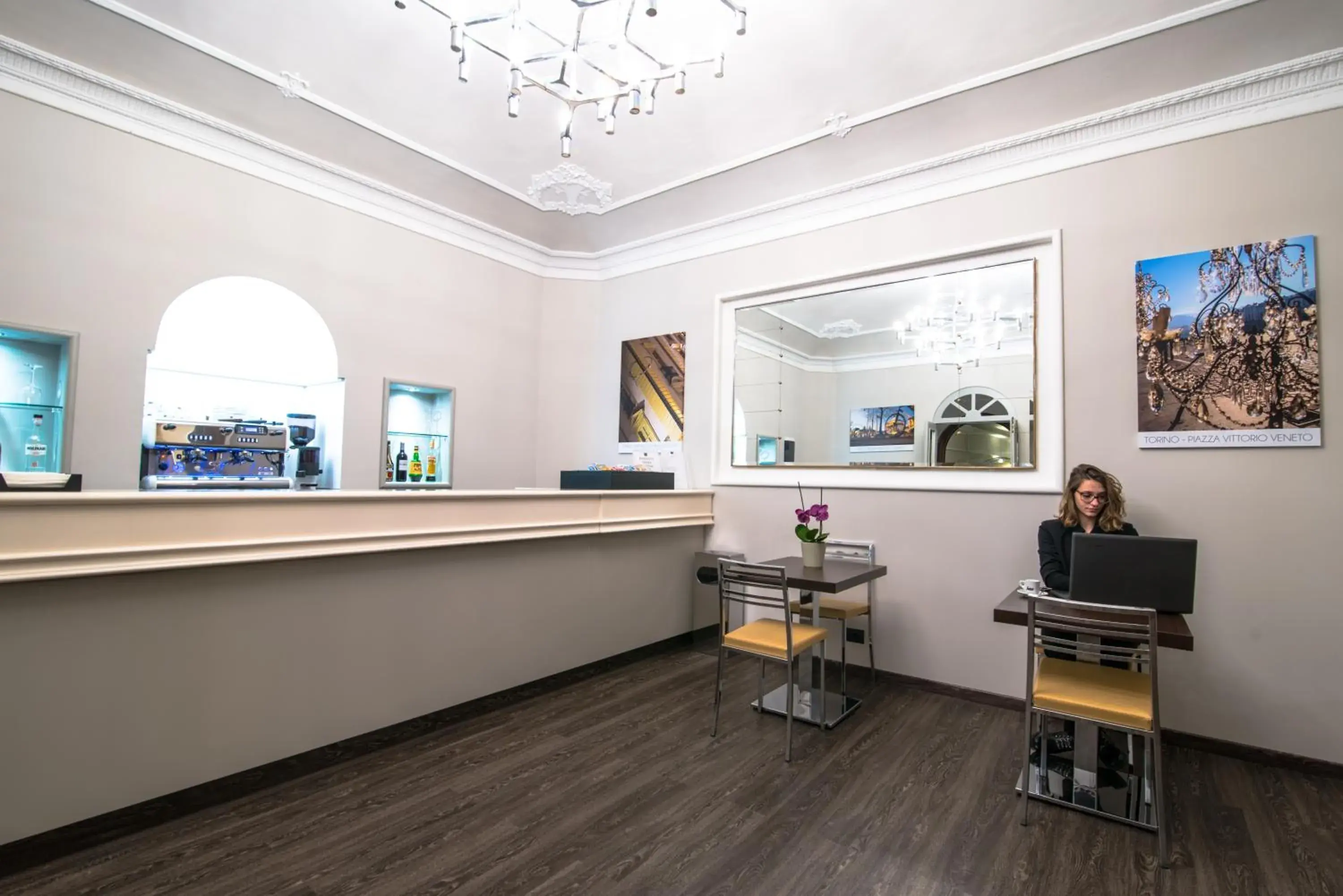 Lounge or bar in Hotel Astoria Lounge or bar in Hotel Astoria