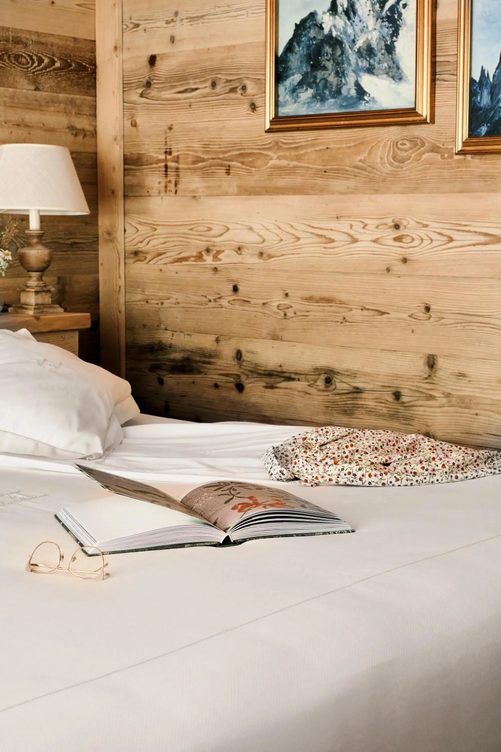 Bed in Auberge de La Maison