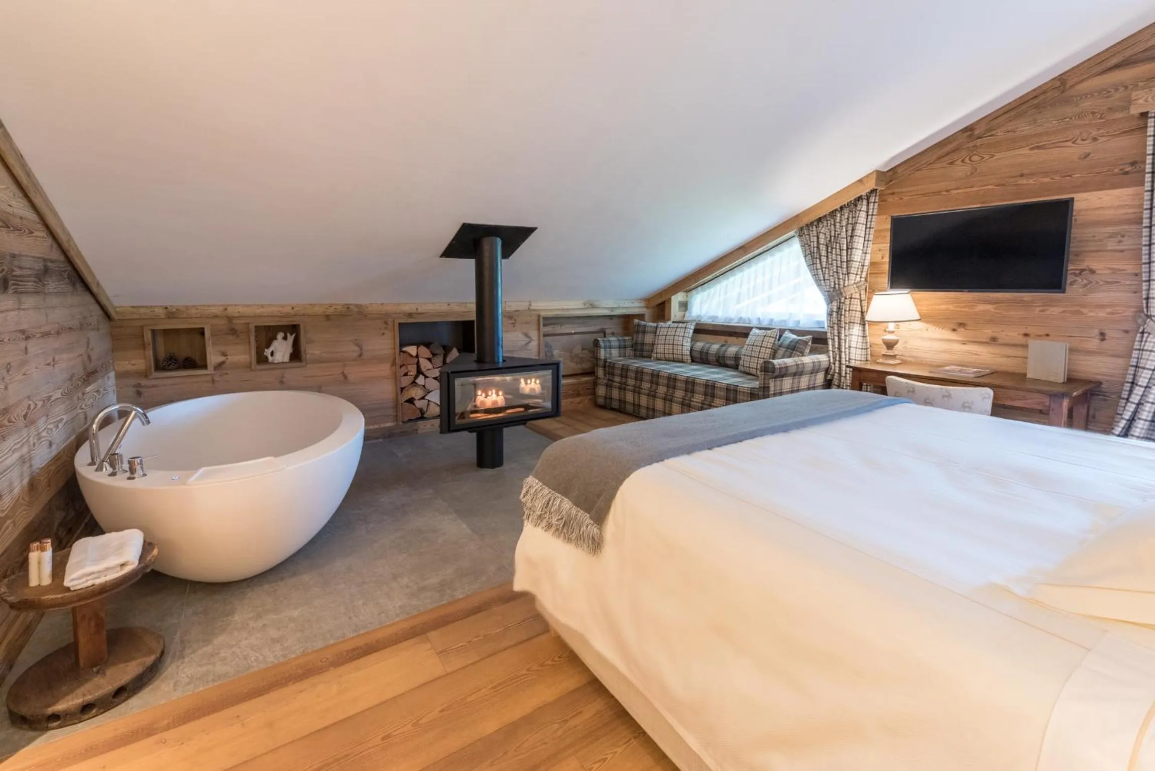 Photo of the whole room, Bed in Auberge de La Maison