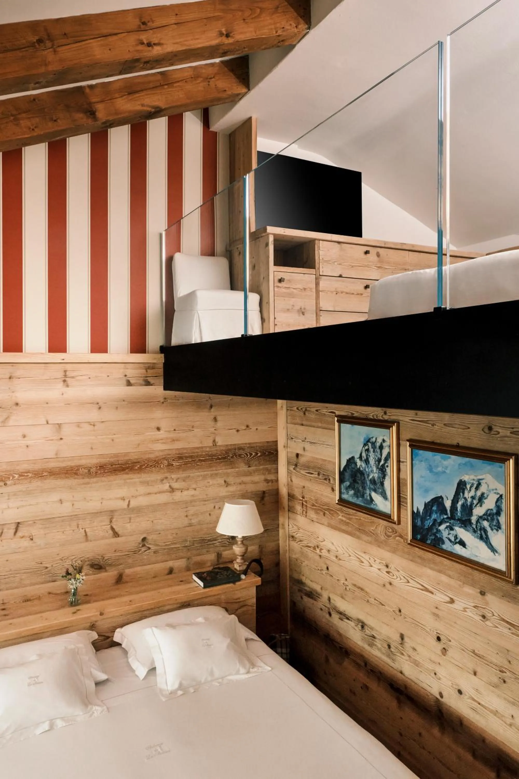 Photo of the whole room, Bed in Auberge de La Maison