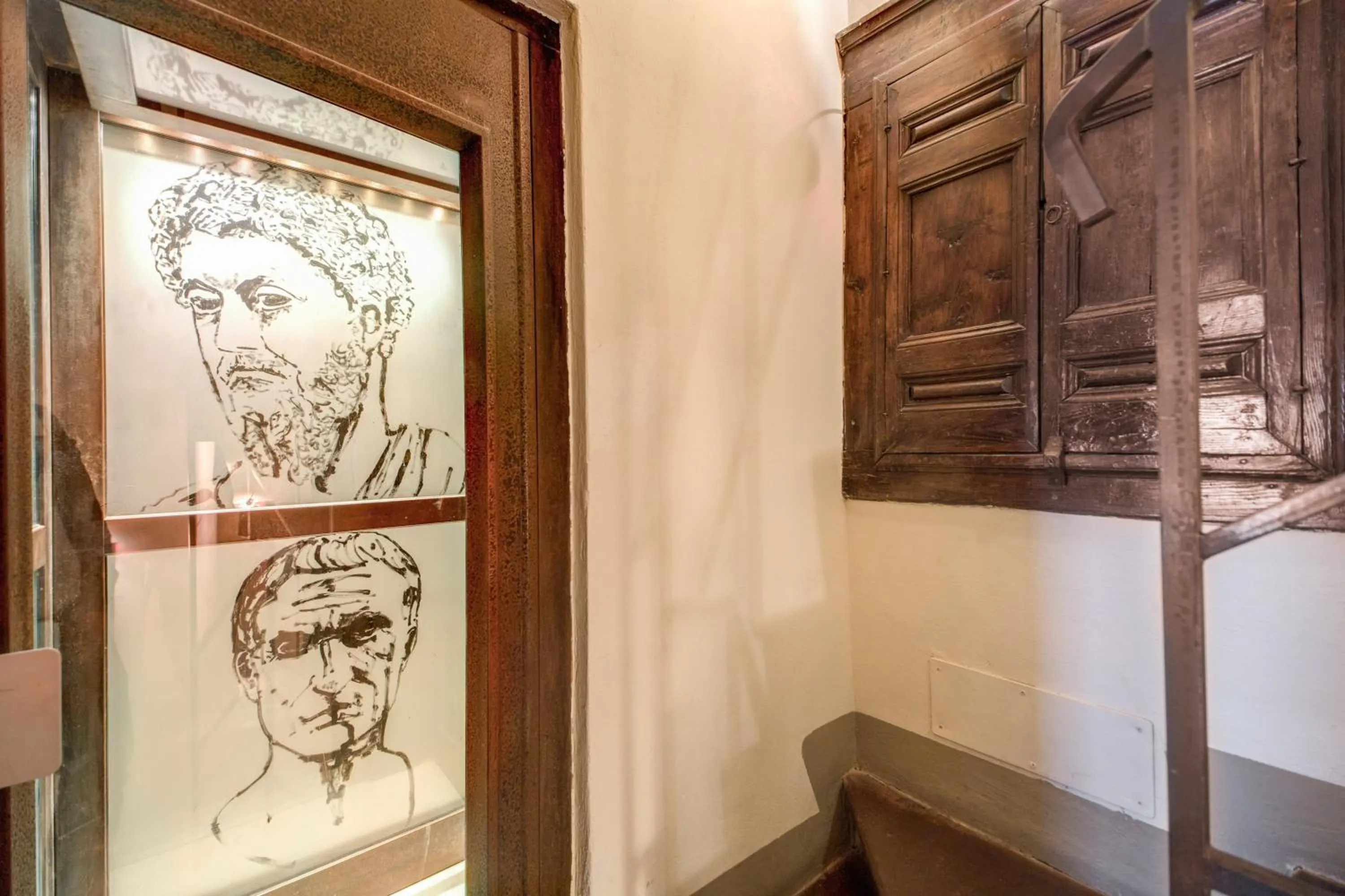 Decorative detail in Residenza Torre Colonna