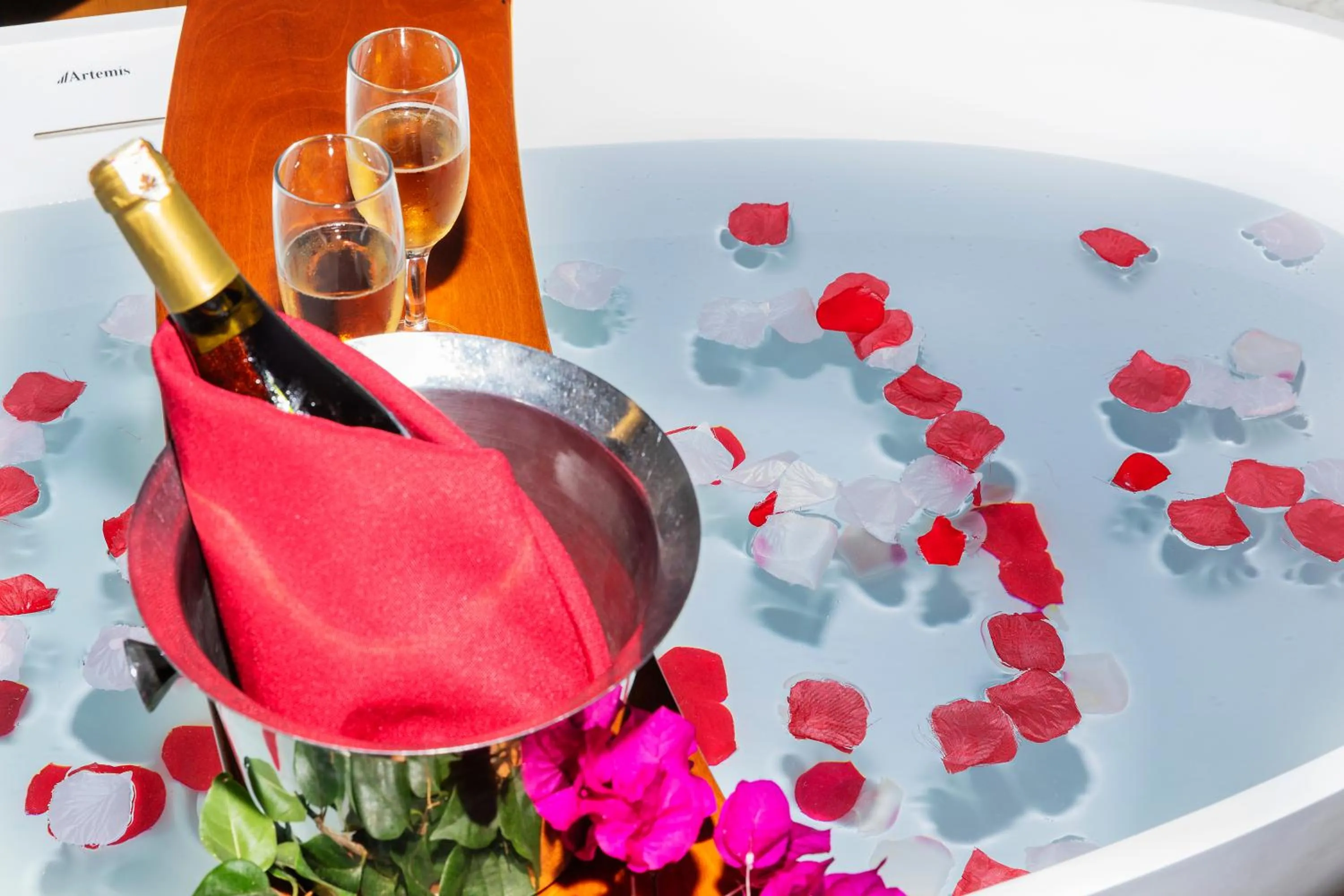 Bath in Triton Hotel