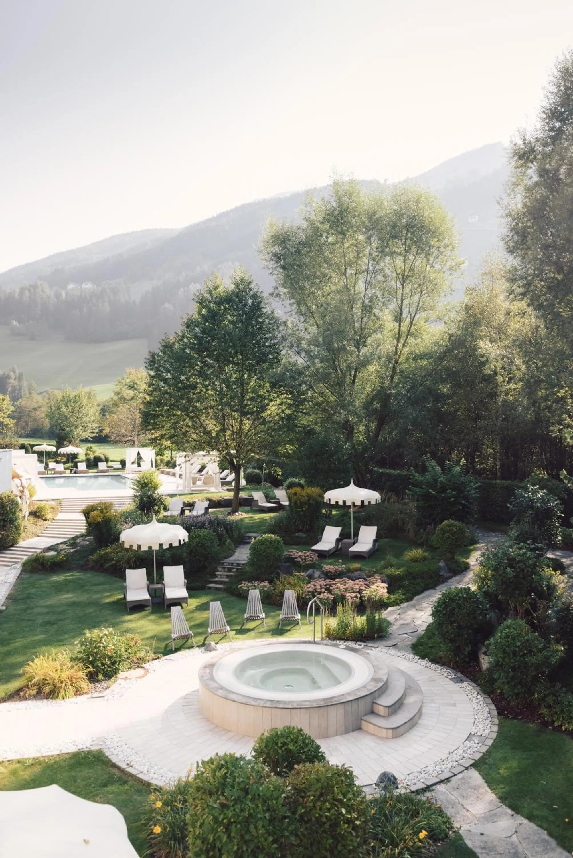 Natural landscape in Alpenpalace Luxury Hideaway & Spa Retreat