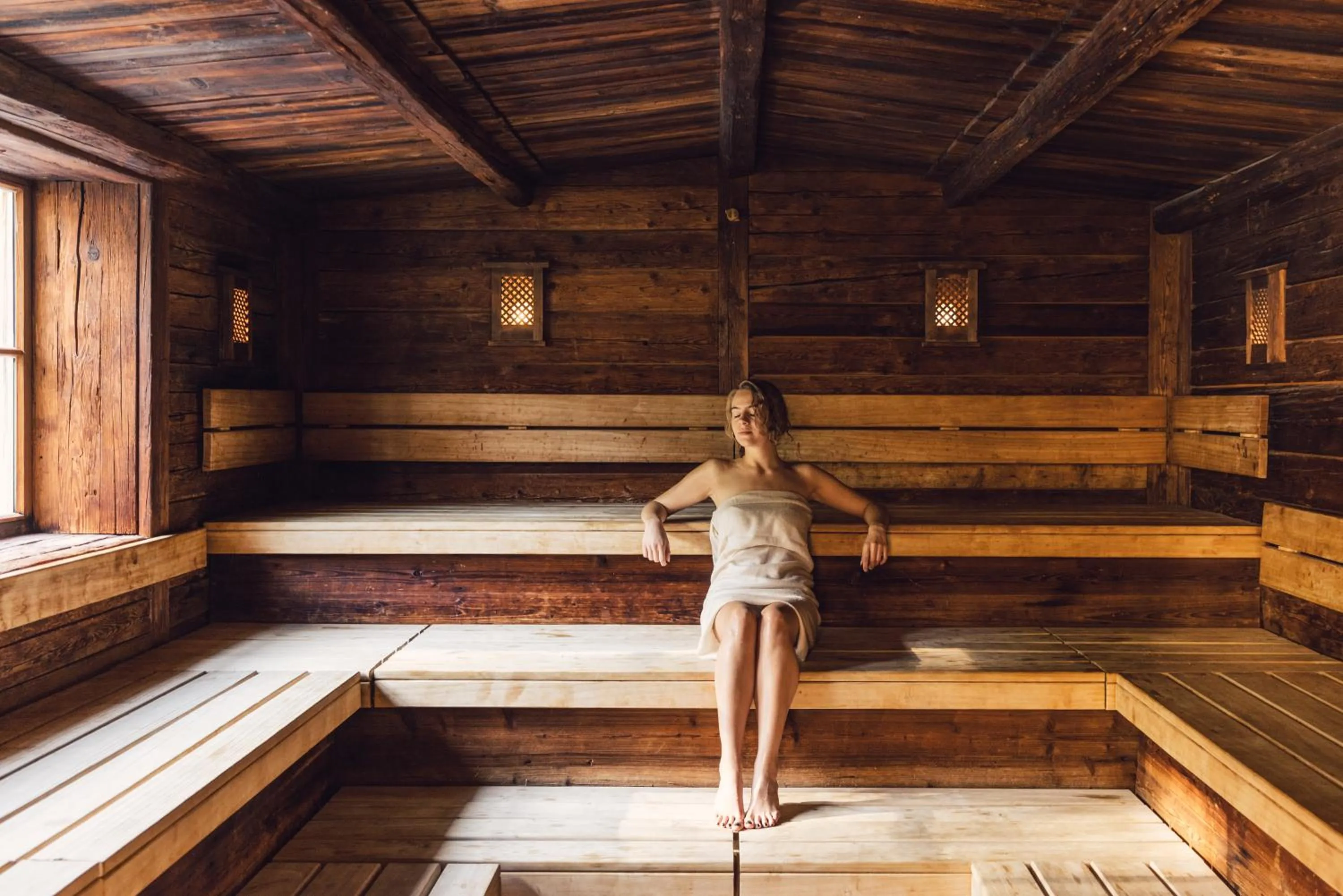 Sauna in Alpenpalace Luxury Hideaway & Spa Retreat