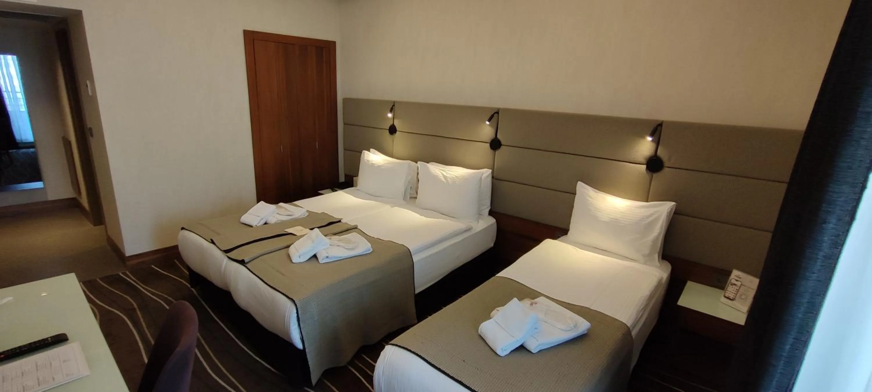 Shower, Bed in Cihangir Hotel Bosphorus