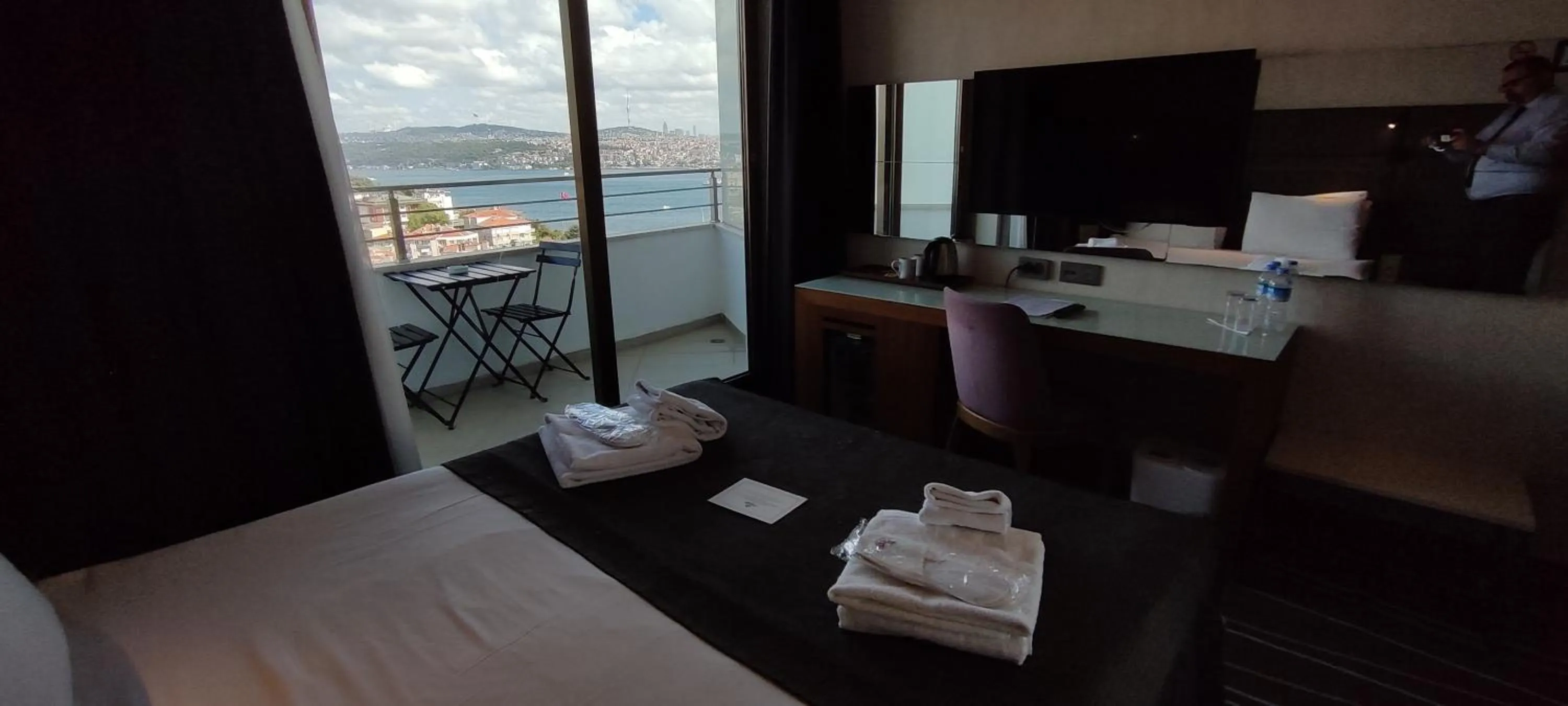 Shower, Bed in Cihangir Hotel Bosphorus