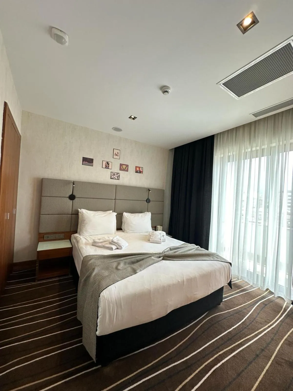 Shower, Bed in Cihangir Hotel Bosphorus