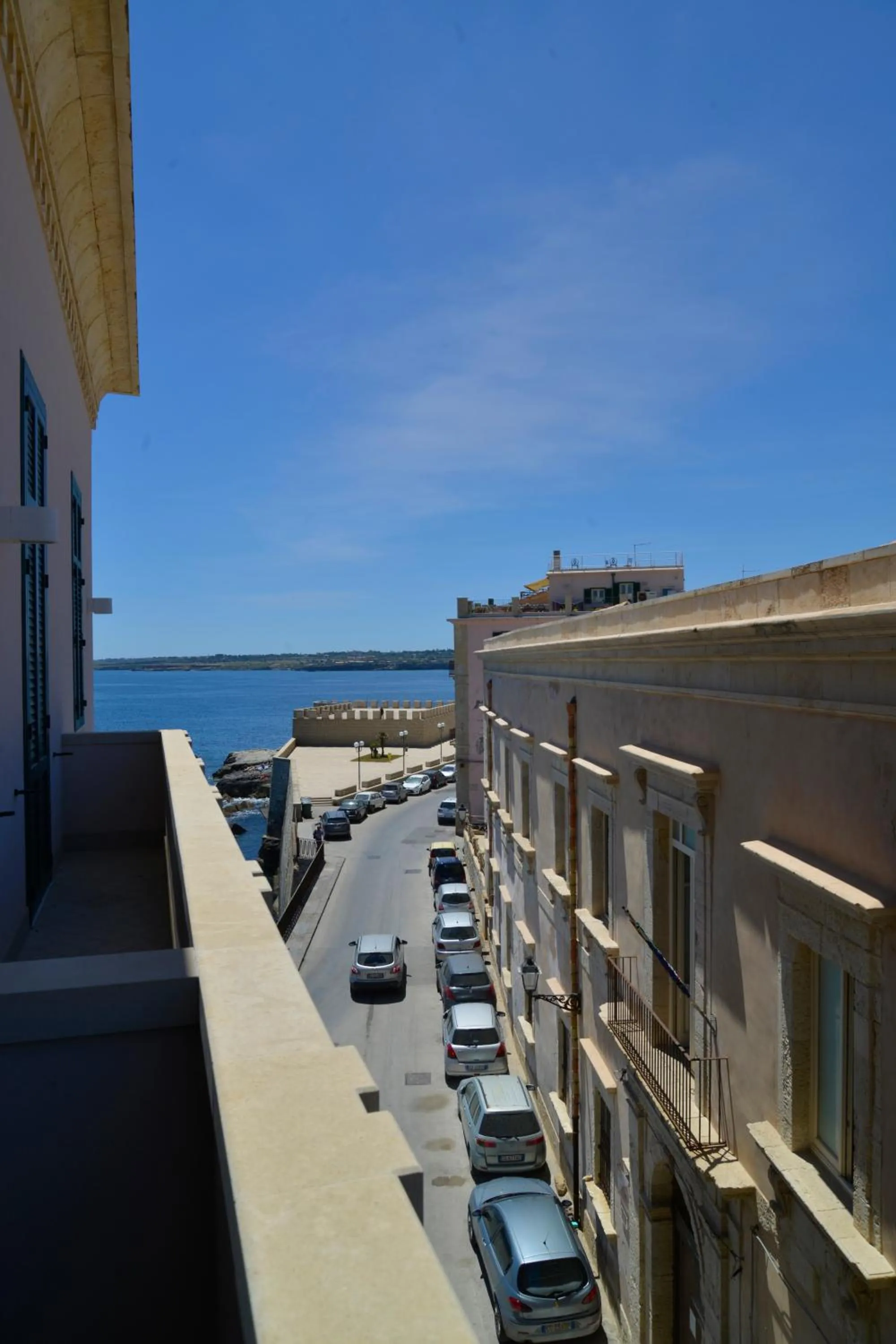 Neighbourhood in Livingston Hotel