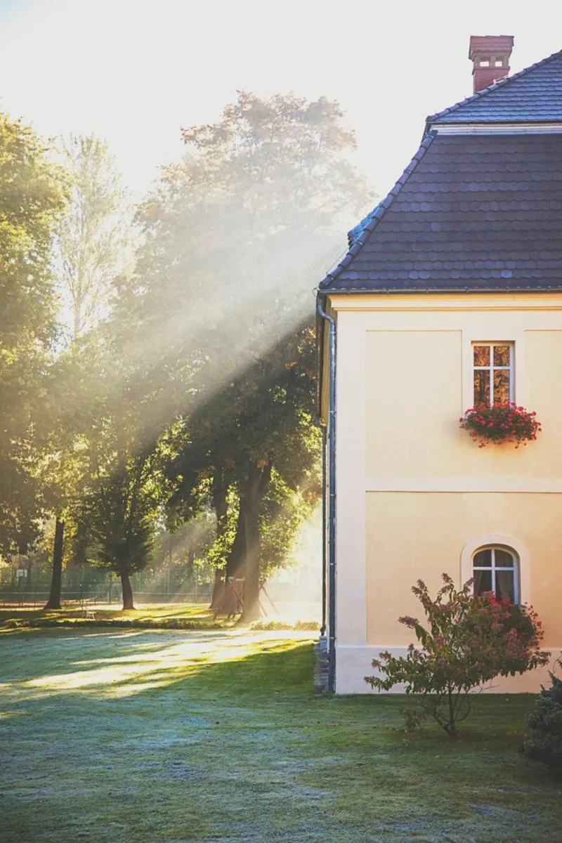 Property building in Pałac Brunów - Wellness & SPA