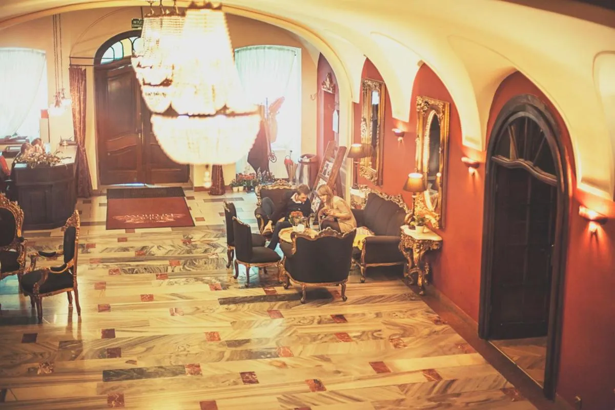 Lobby or reception in Pałac Brunów - Wellness & SPA