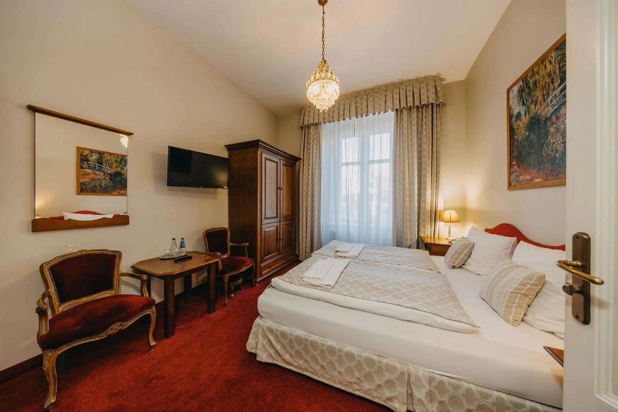 Bed in Pałac Brunów - Wellness & SPA