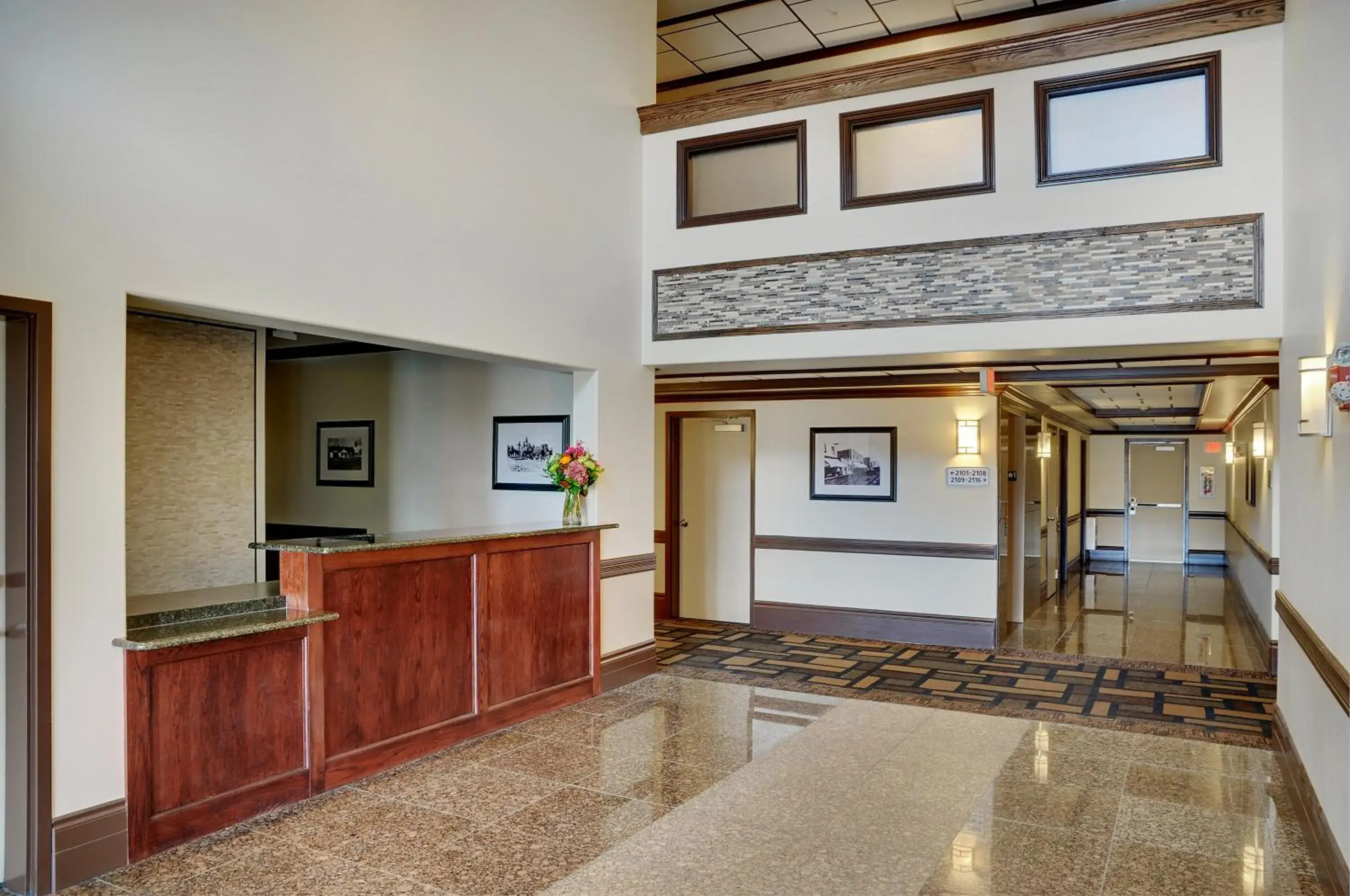 Lobby or reception in Kindersley Inn Lobby or reception in Kindersley Inn