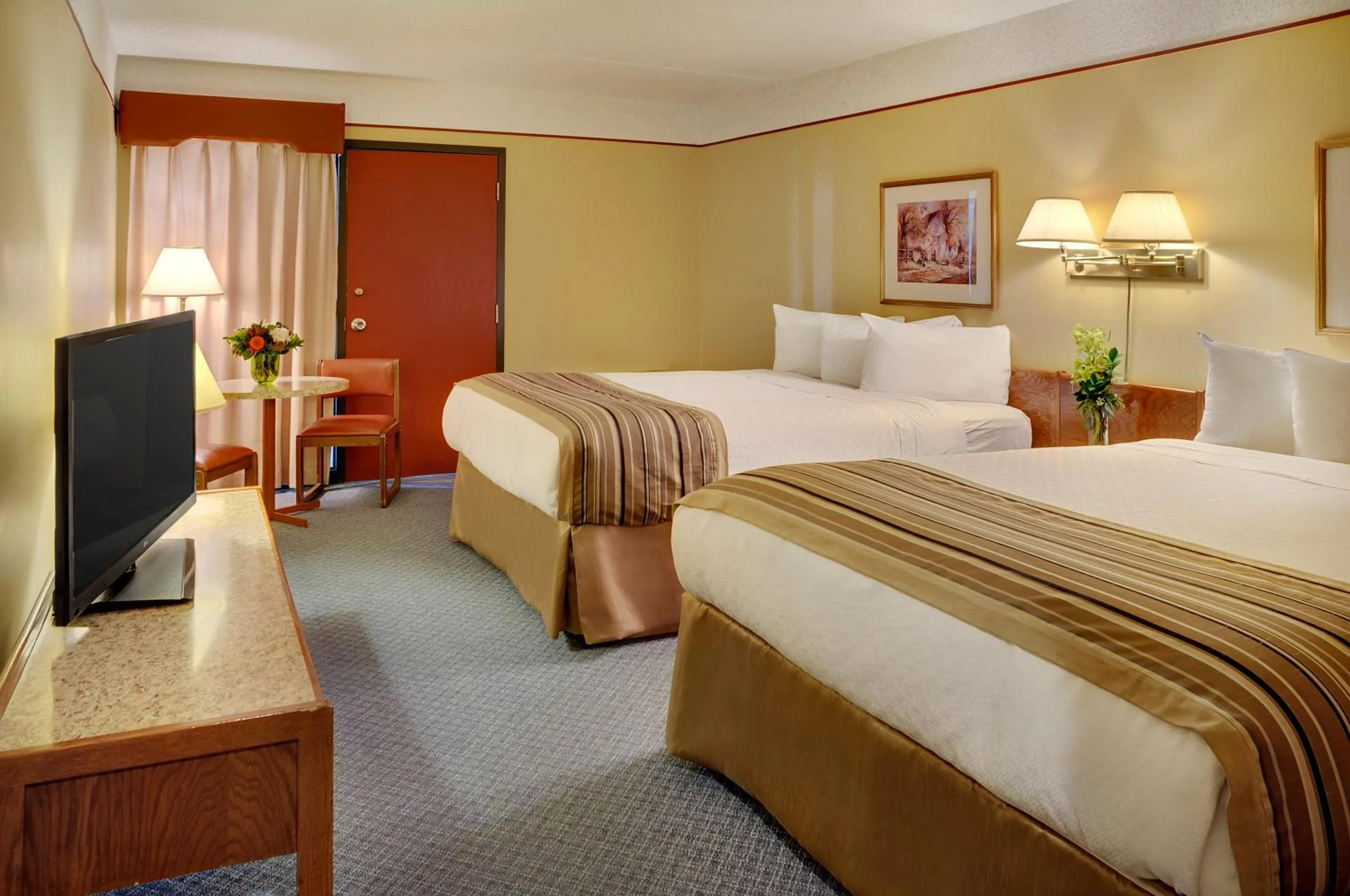 Staff, Bed in Kindersley Inn