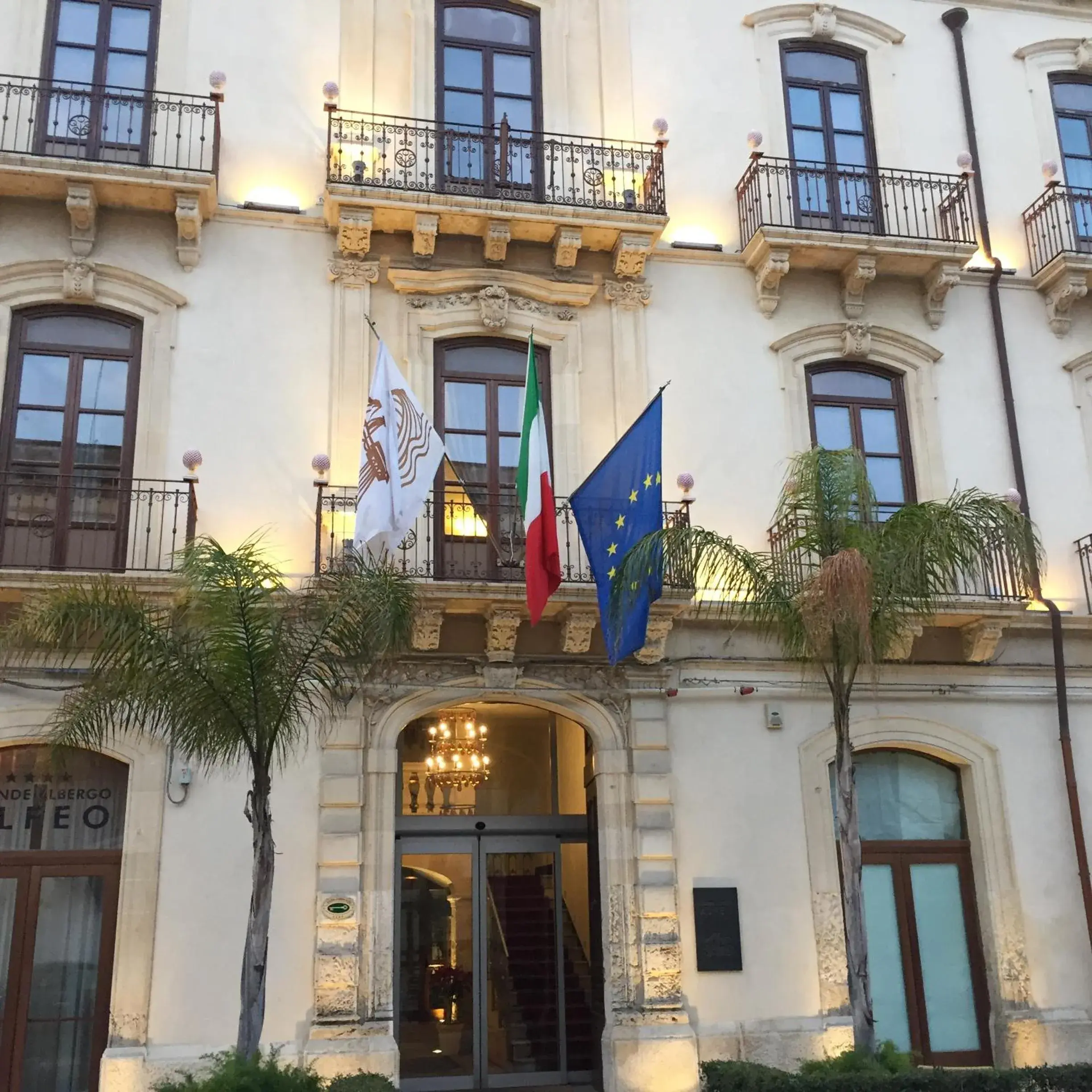 Property building in Grande Albergo Alfeo Property building in Grande Albergo Alfeo