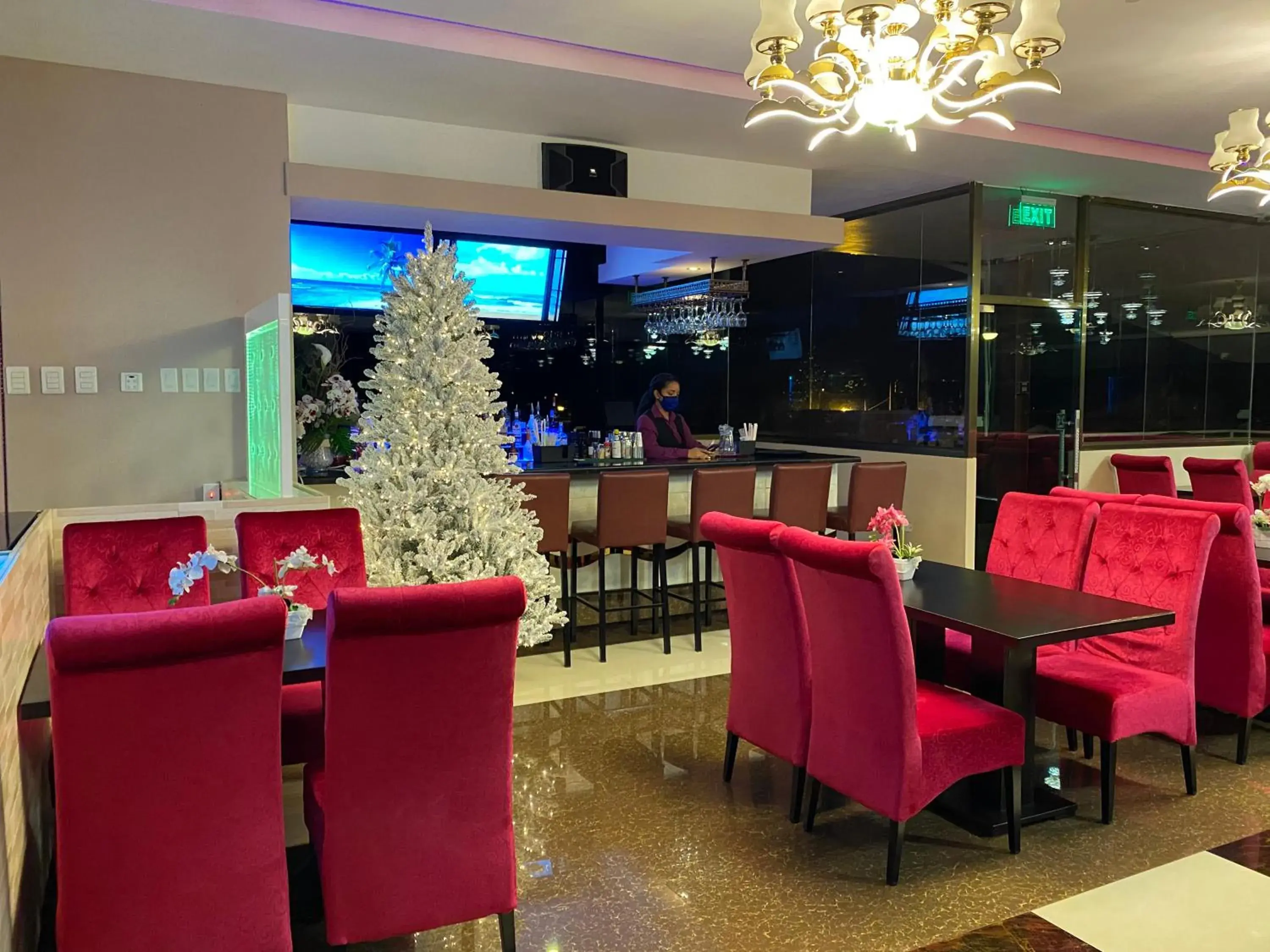 Restaurant/places to eat in Grand Diamond Hotel Trinidad Restaurant/places to eat in Grand Diamond Hotel Trinidad