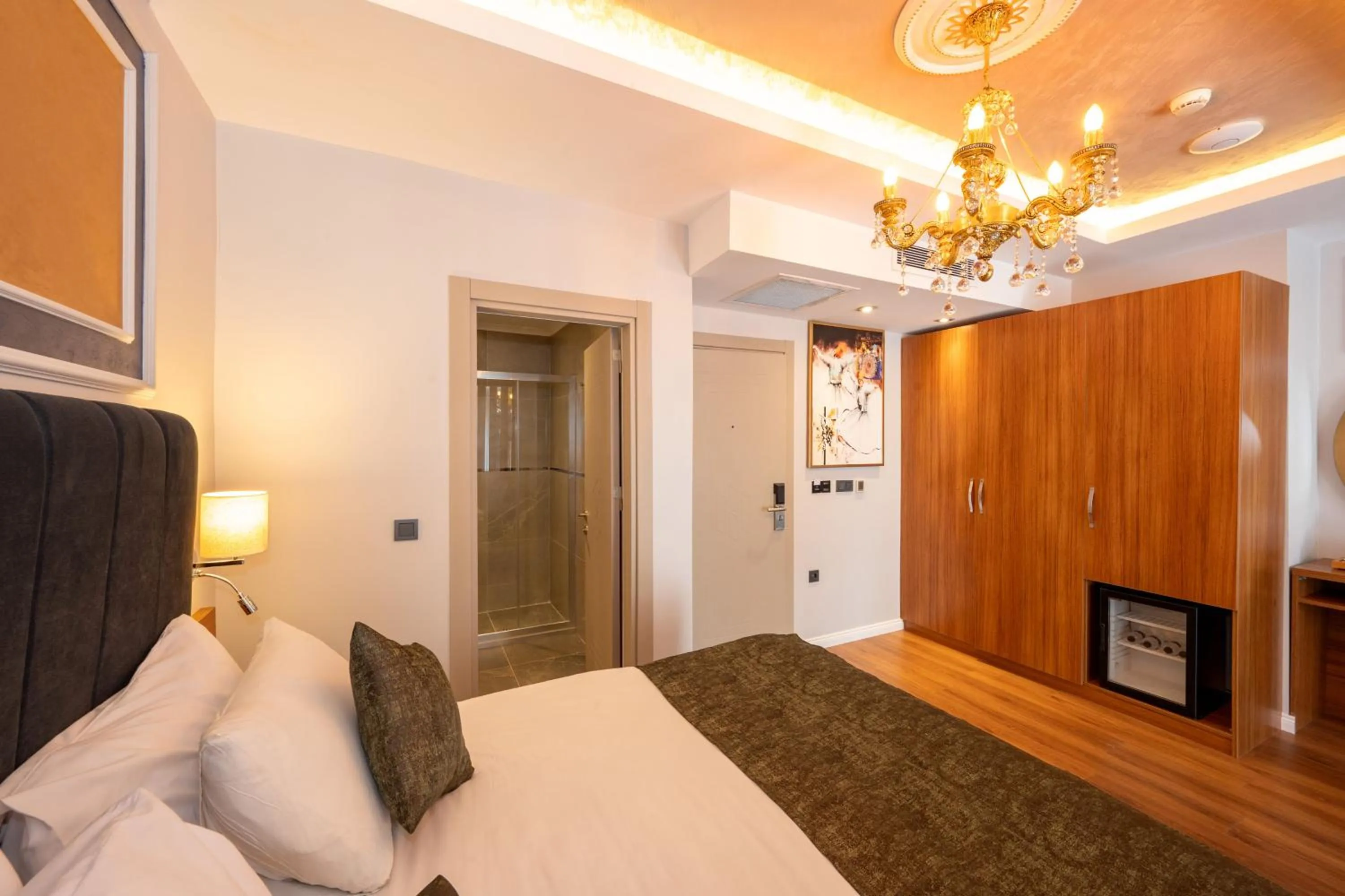 Photo of the whole room, Bed in Harmony Hotel Istanbul & SPA