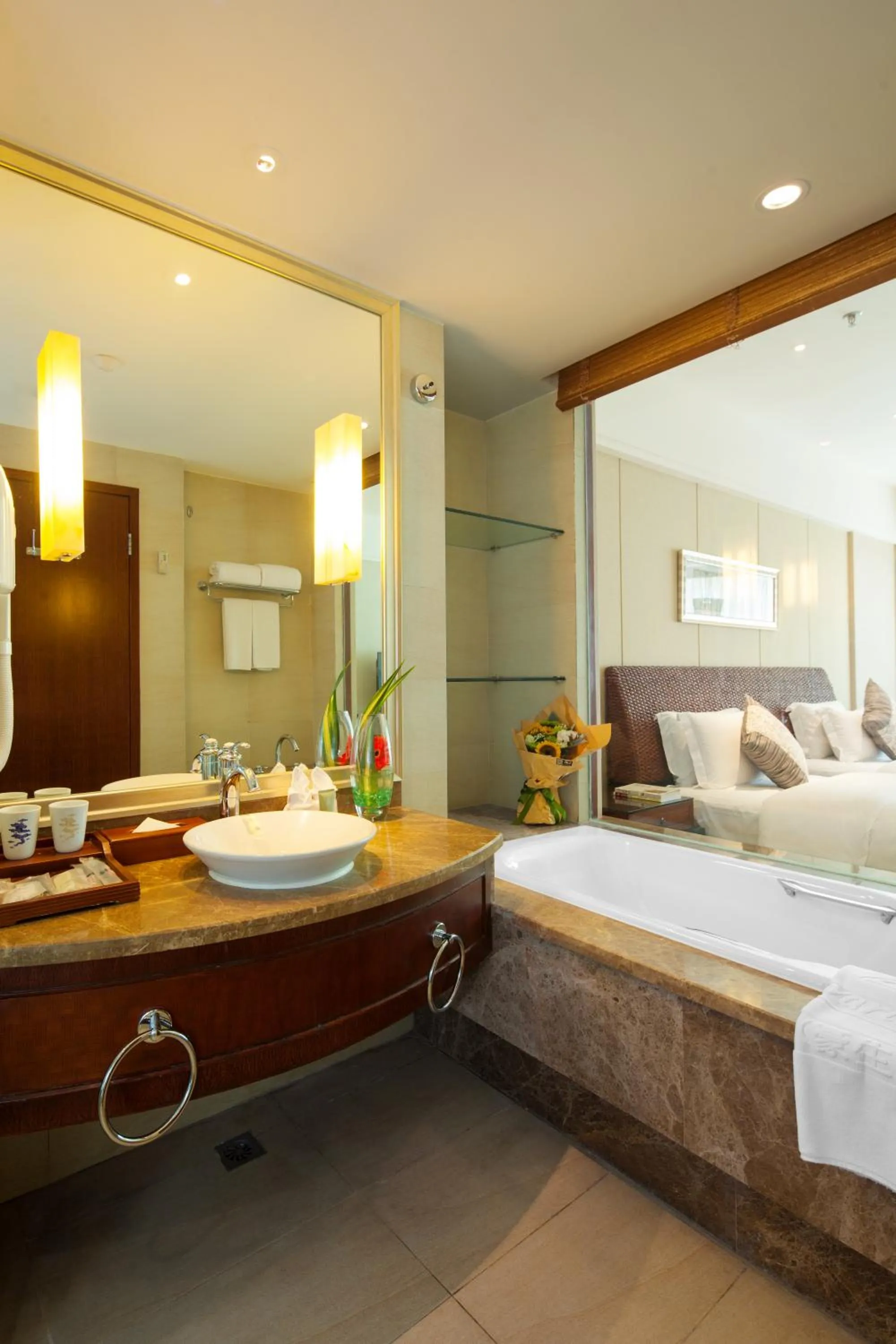 Photo of the whole room in Howard Johnson Conference Resort Chengdu