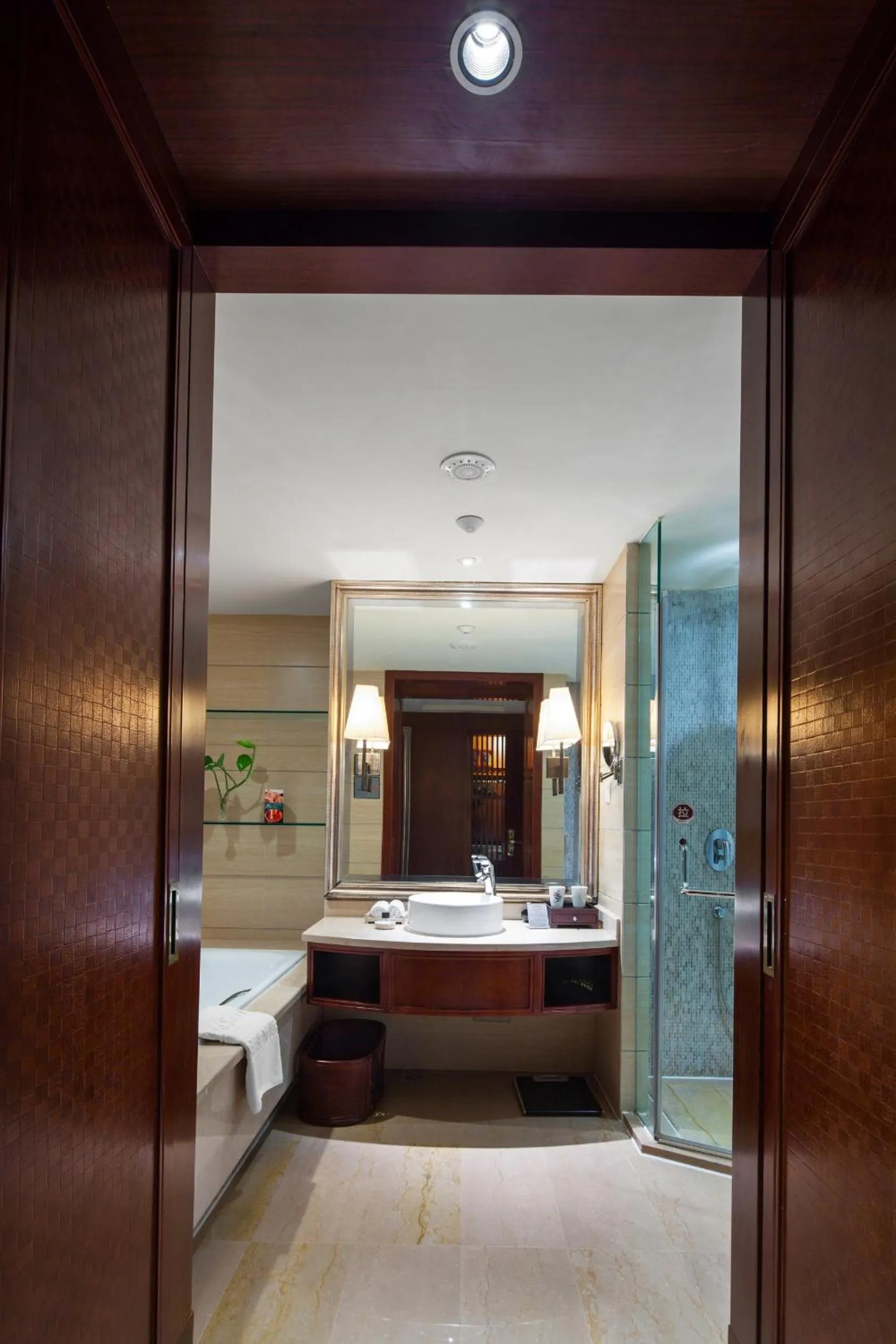 Photo of the whole room in Howard Johnson Conference Resort Chengdu