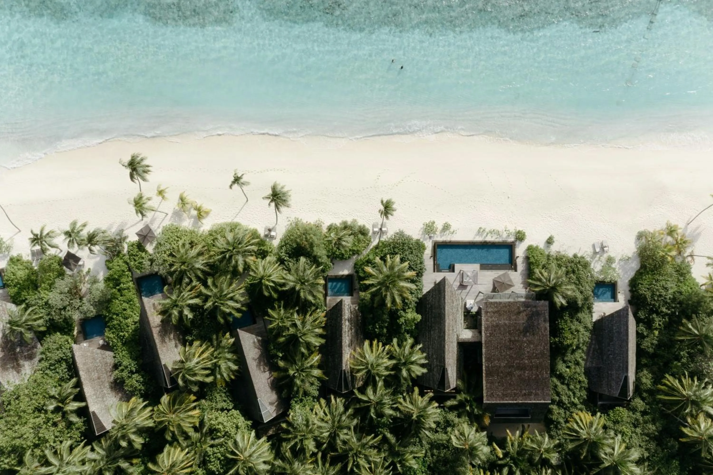 Beach in The St. Regis Maldives Vommuli Resort