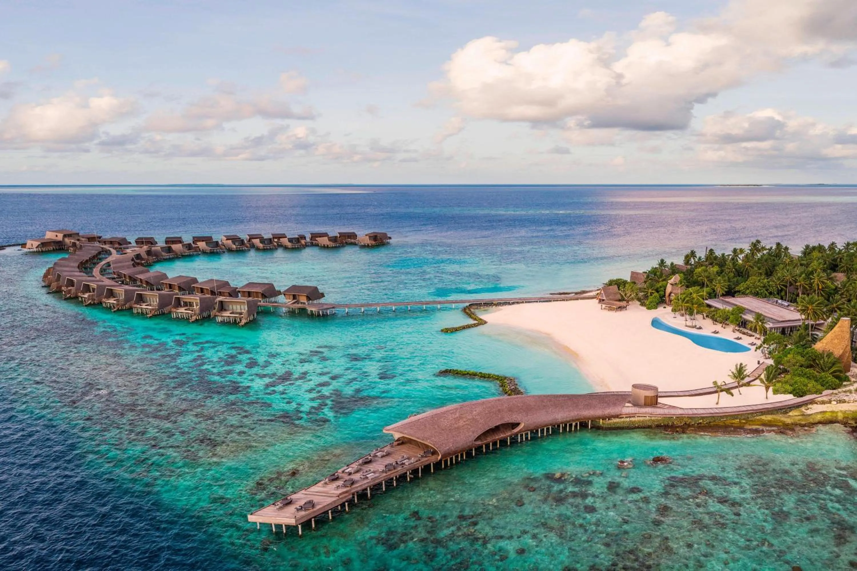 Property building in The St. Regis Maldives Vommuli Resort