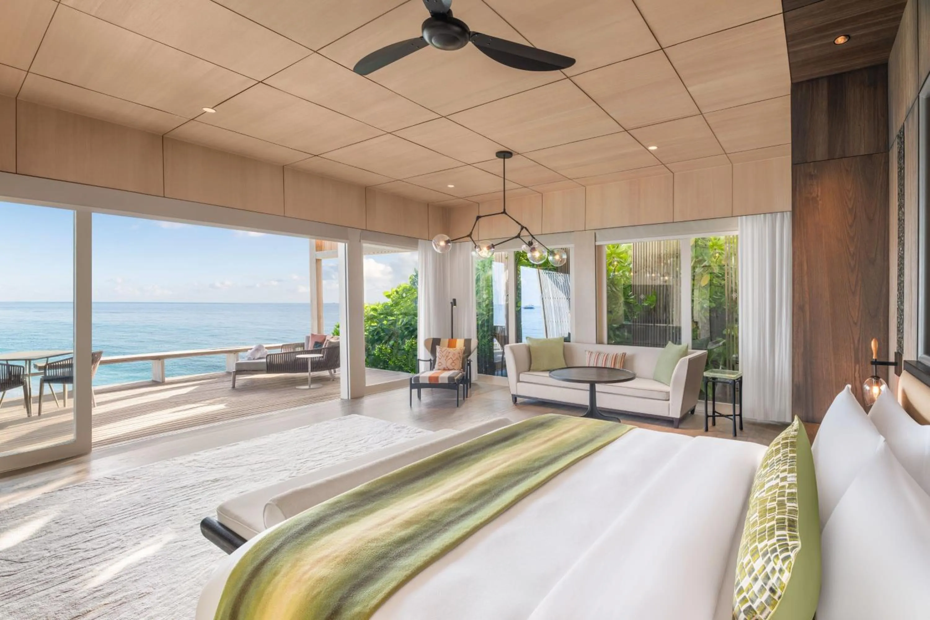 Swimming pool in The St. Regis Maldives Vommuli Resort