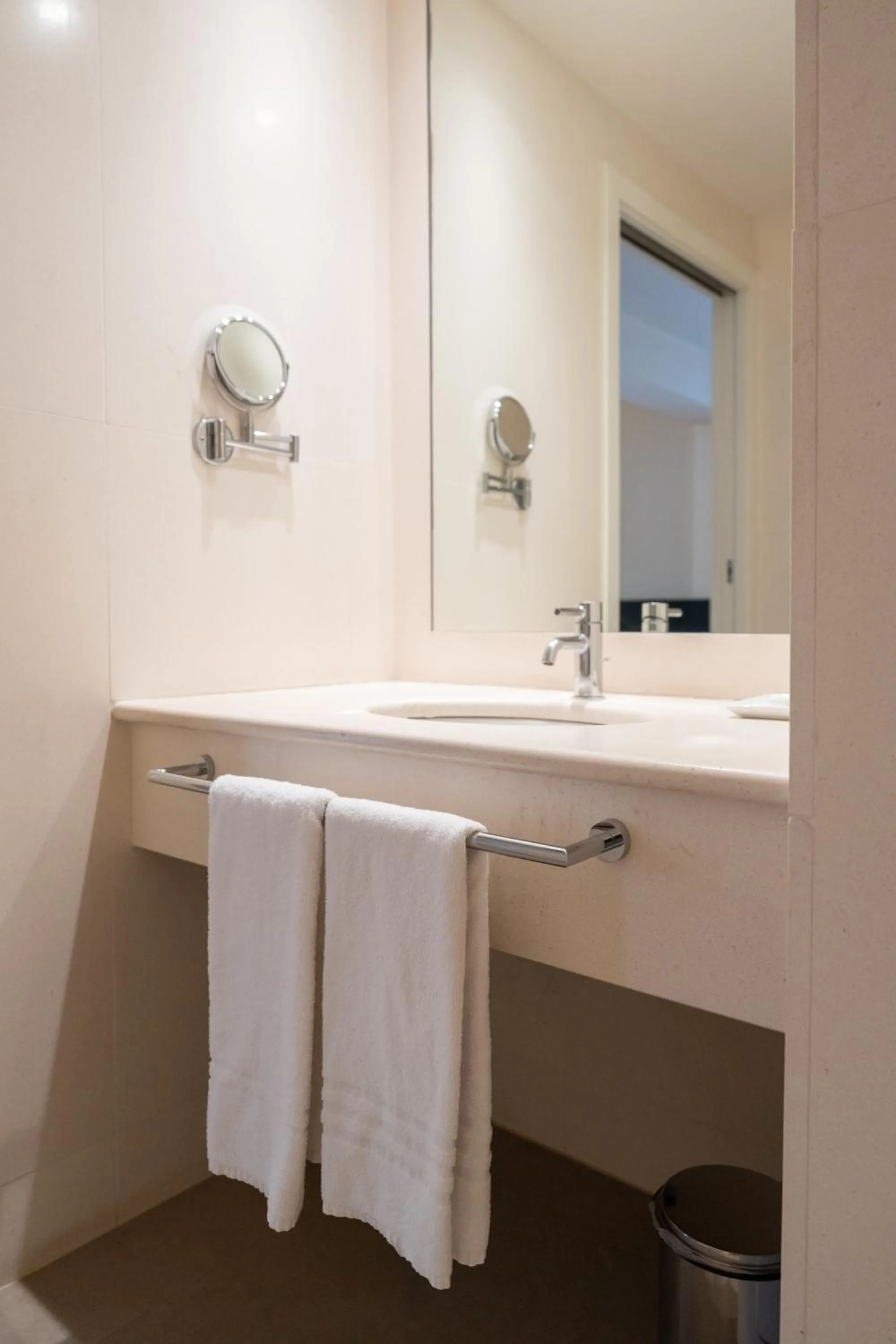 Bathroom in Home 15 Residence Hotel