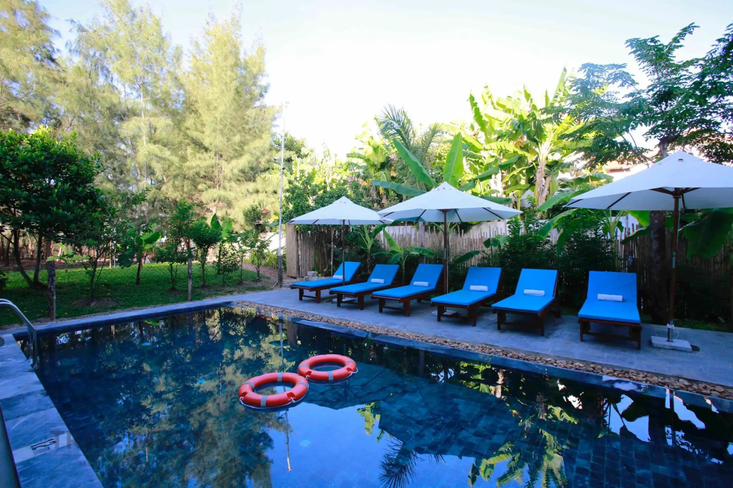 Property building in Life Beach Villa Property building in Life Beach Villa