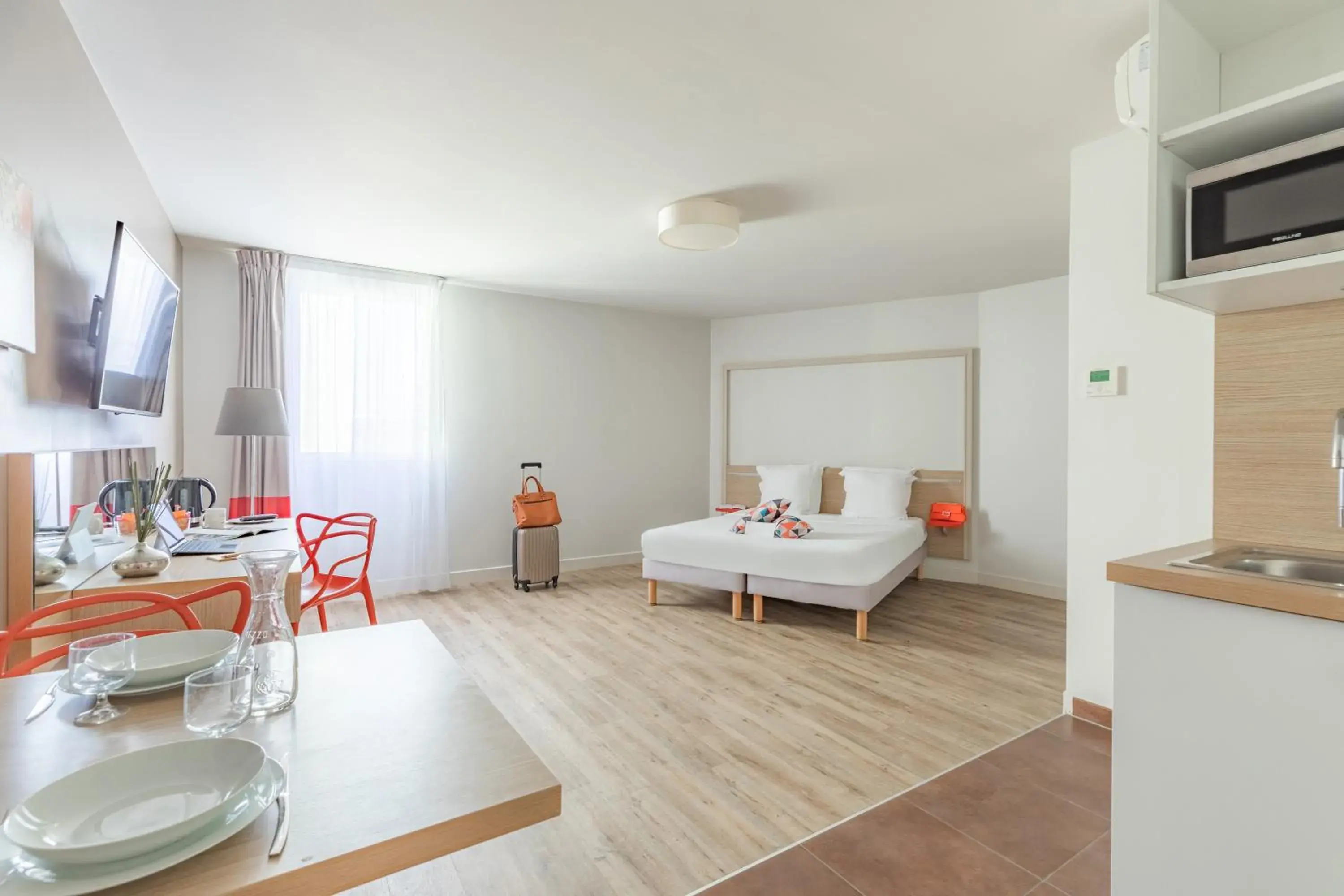 Bed in Appart'City Confort Bordeaux Chartrons Bed in Appart'City Confort Bordeaux Chartrons